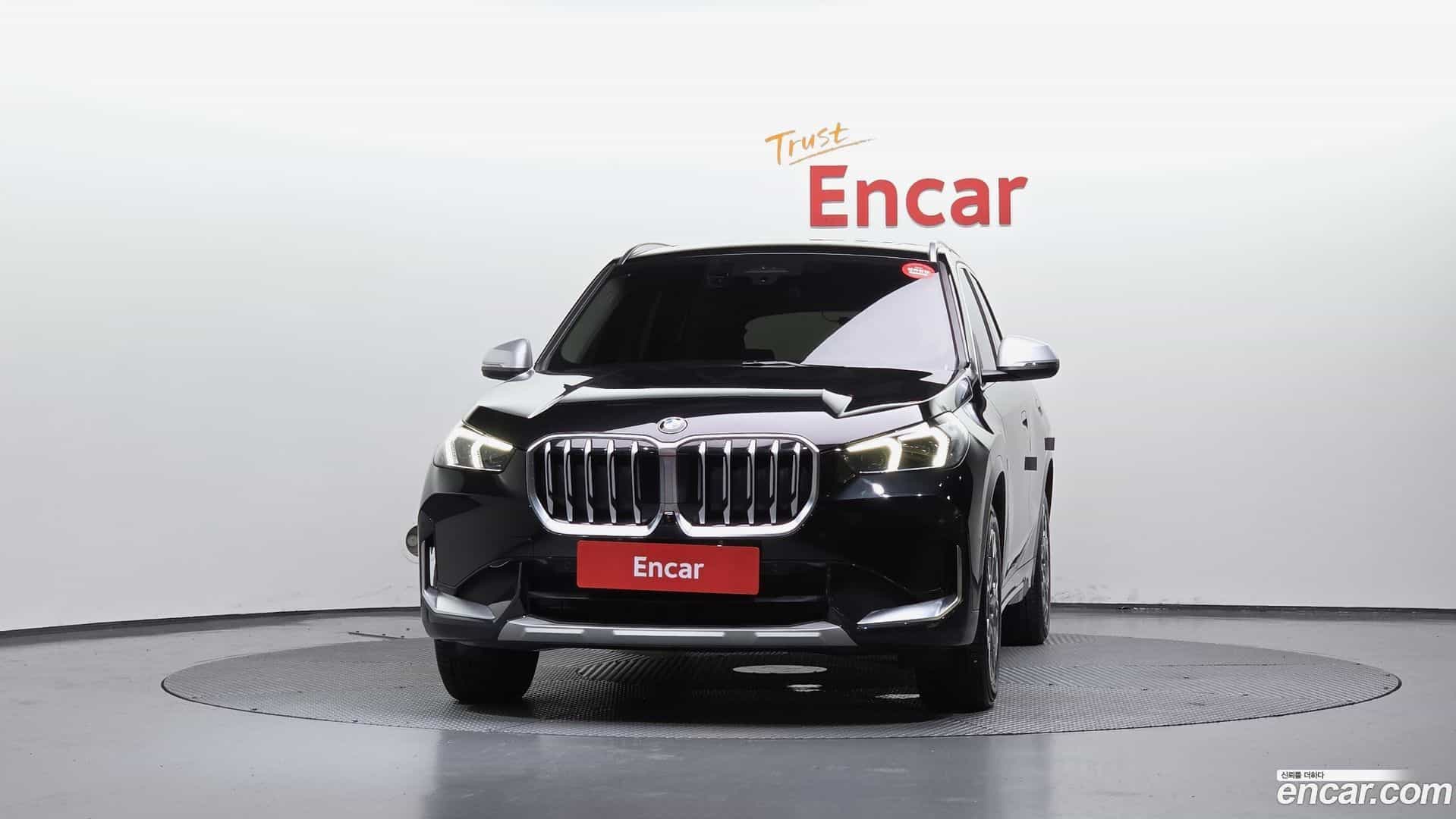 X1 BMW 2023.10-OUTER-003