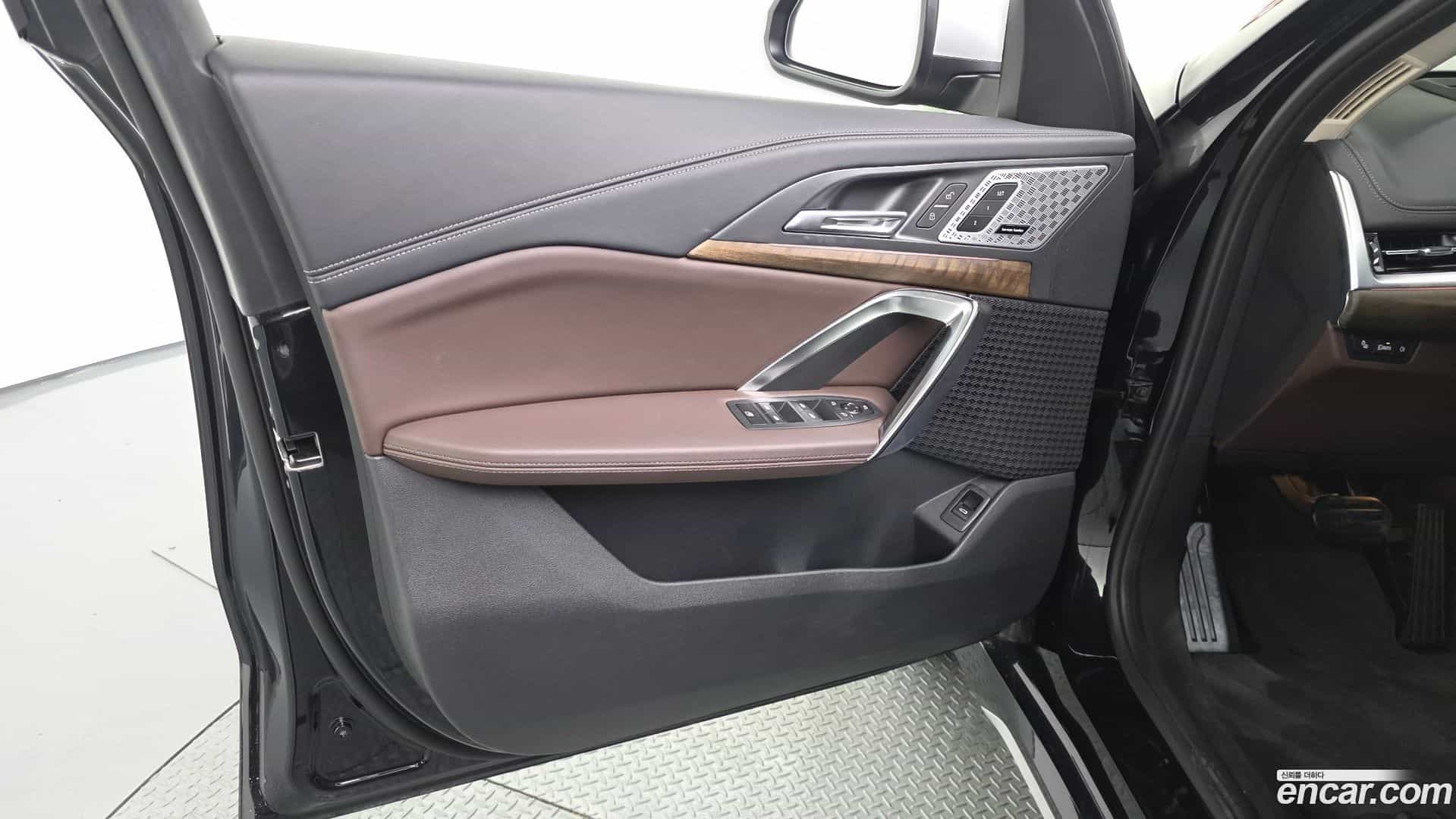 X1 BMW 2023.10-INNER-034