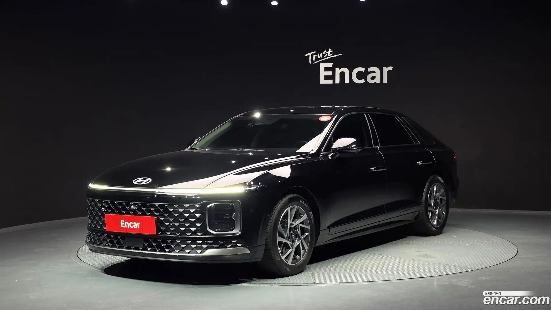 Grandeur Hyundai 2023.6-OUTER-001