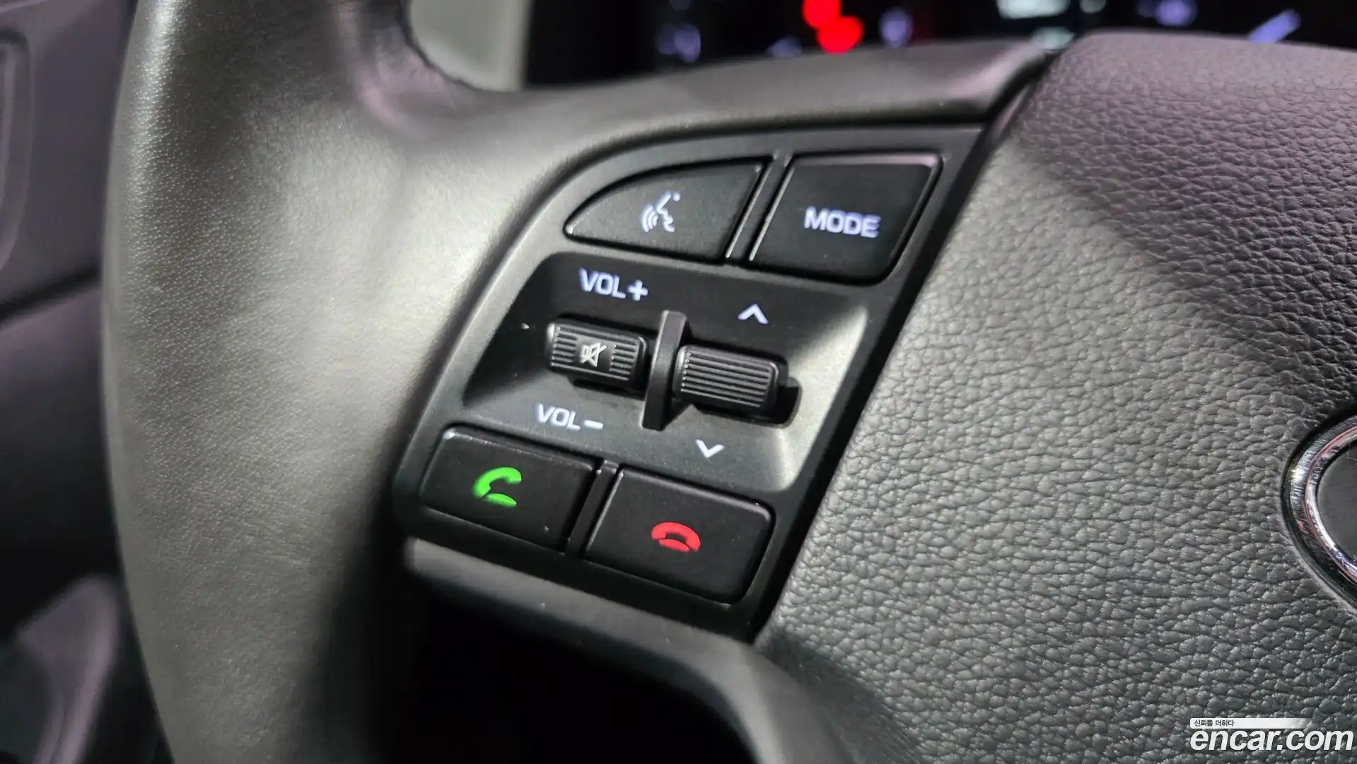 Tucson Hyundai 2015.3-OPTION-018