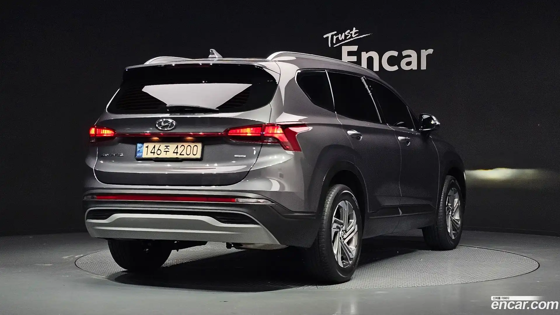 Santafe Hyundai 2021.8-OUTER-002