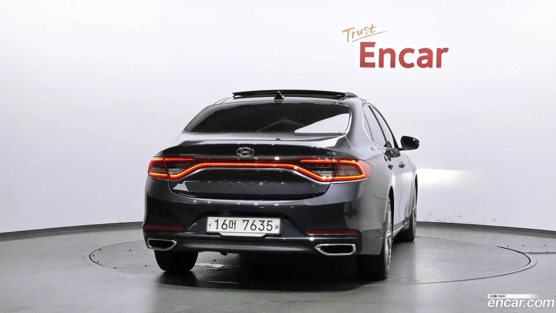 Grandeur Hyundai 2017.9-OUTER-004