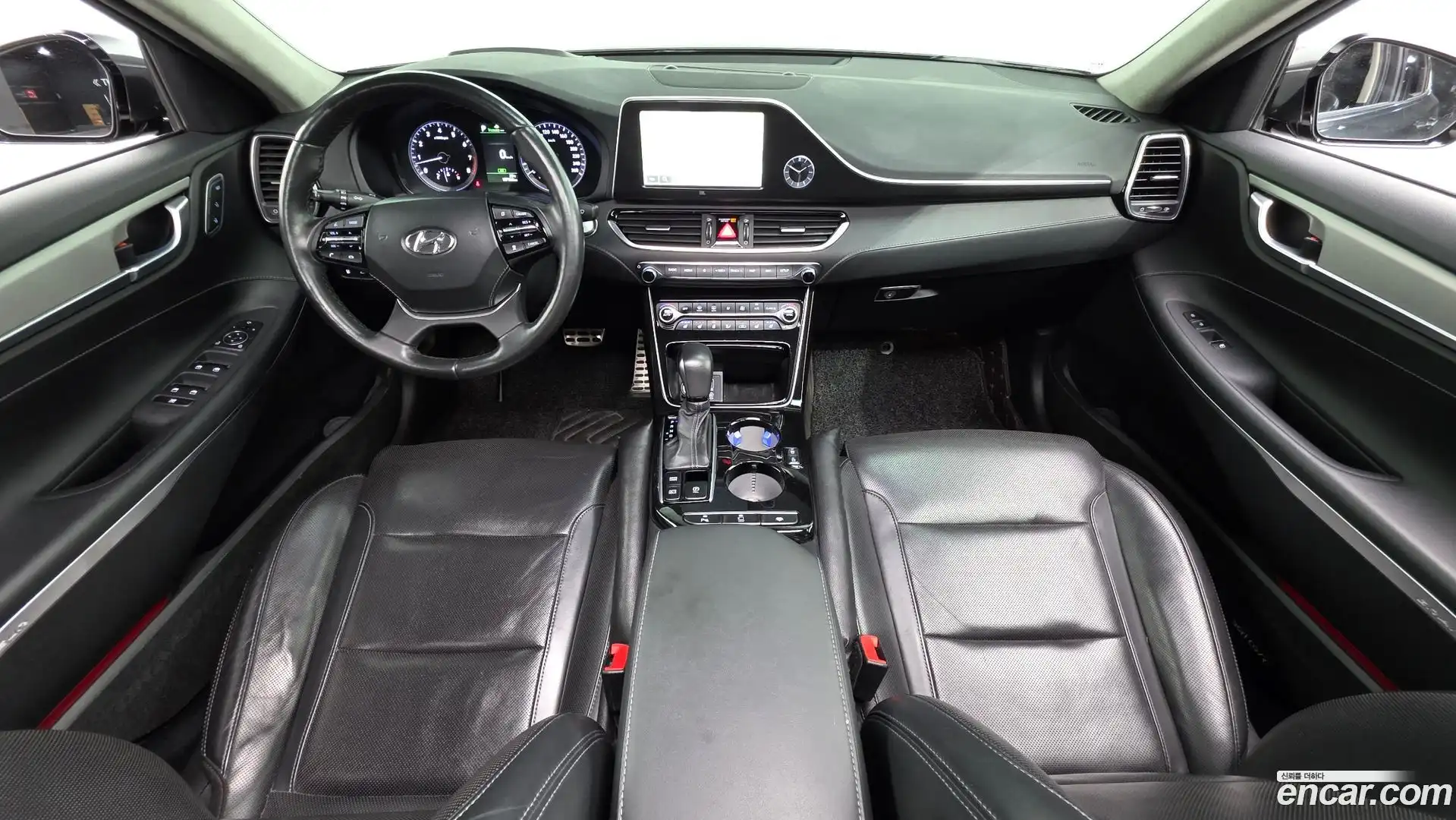 Grandeur Hyundai 2017.9-INNER-007