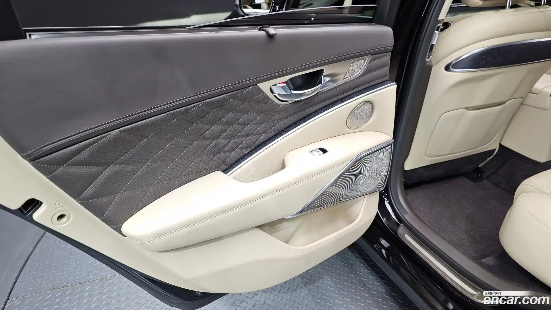K9 Kia 2022.7-INNER-035