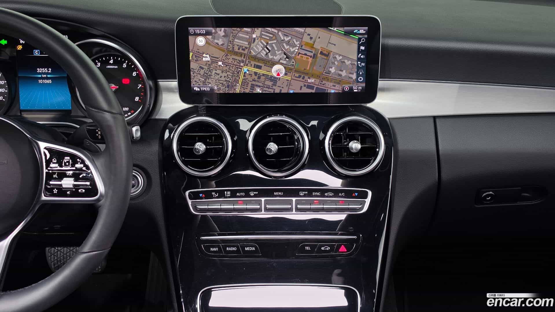 C-Class Mercedes-Benz 2020.4-OPTION-018
