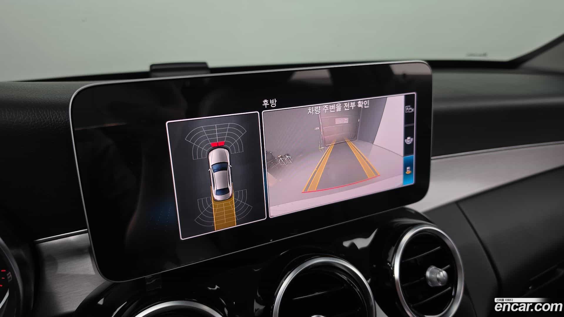 C-Class Mercedes-Benz 2020.4-OPTION-019