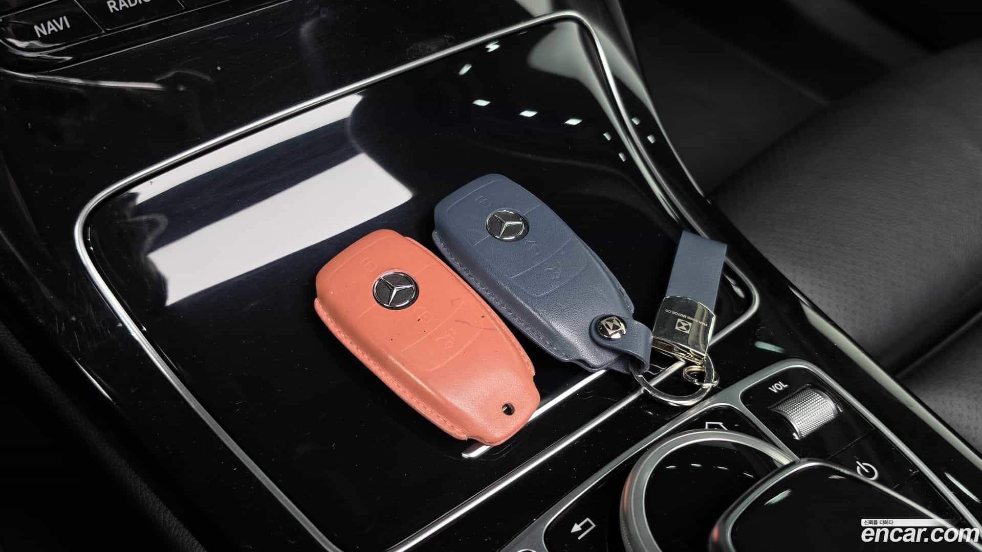 C-Class Mercedes-Benz 2020.4-OPTION-040