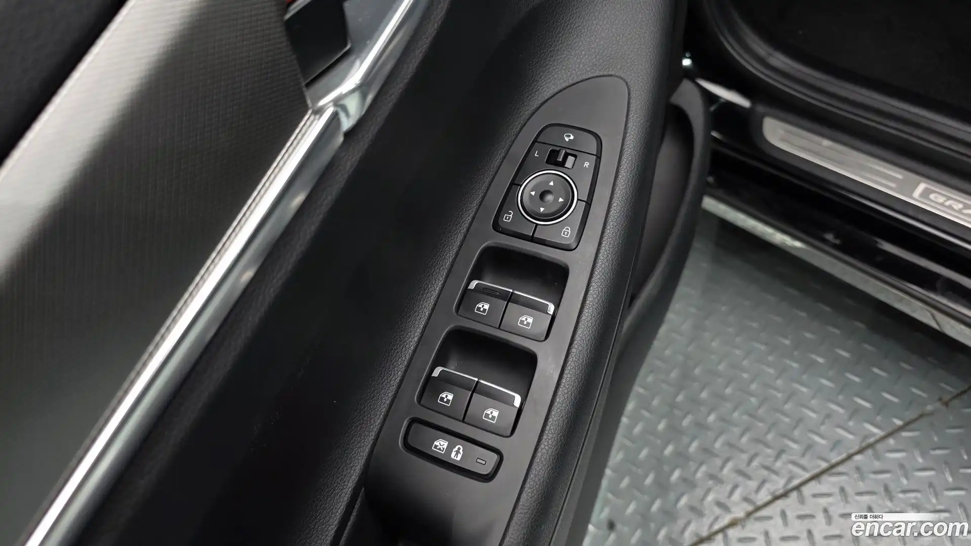 Grandeur Hyundai 2022.7-OPTION-041