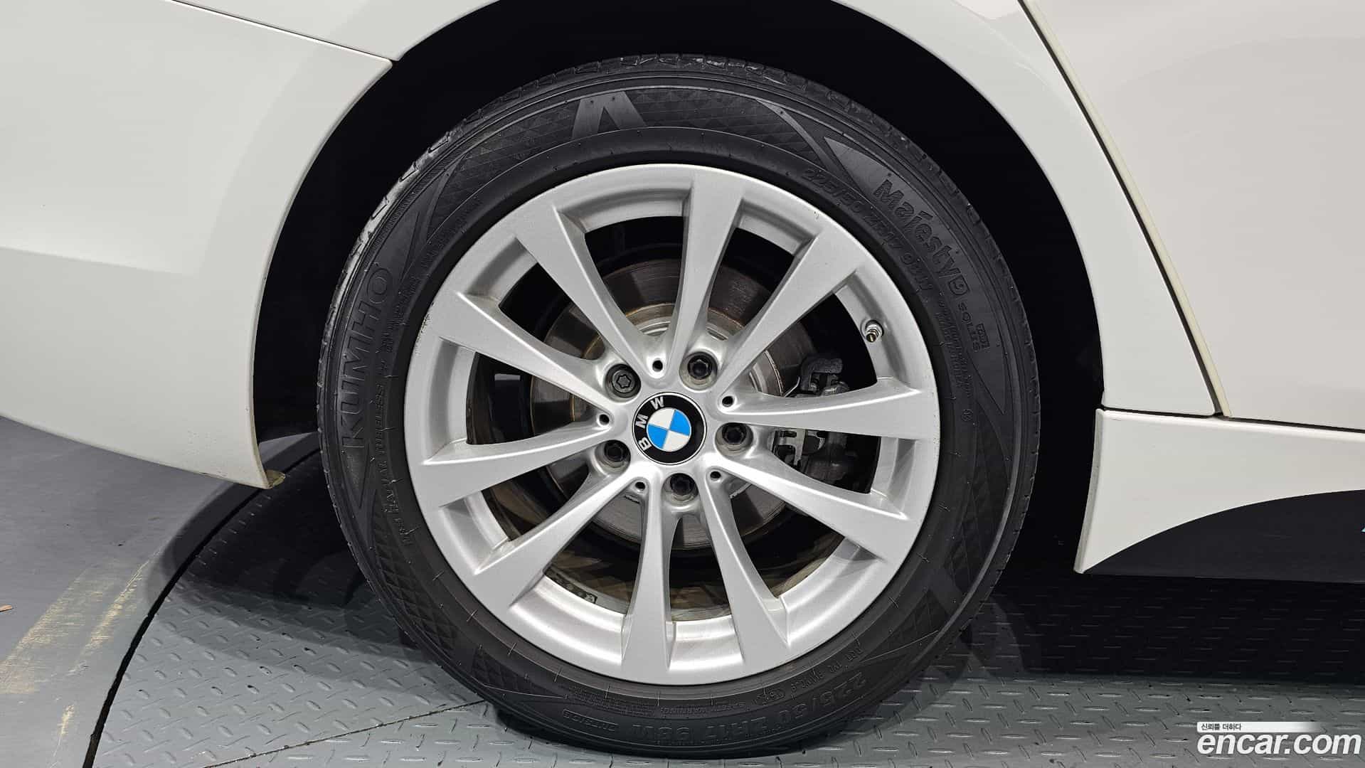 3-Series BMW 2016.0-OUTER-005