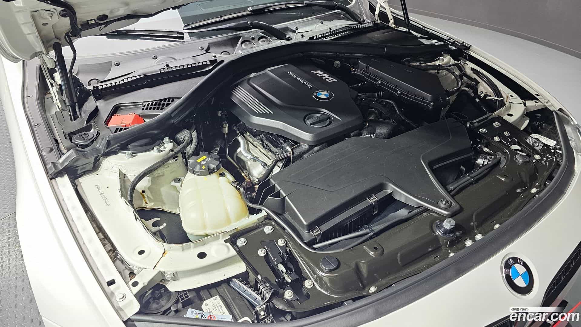 3-Series BMW 2016.0-OUTER-006