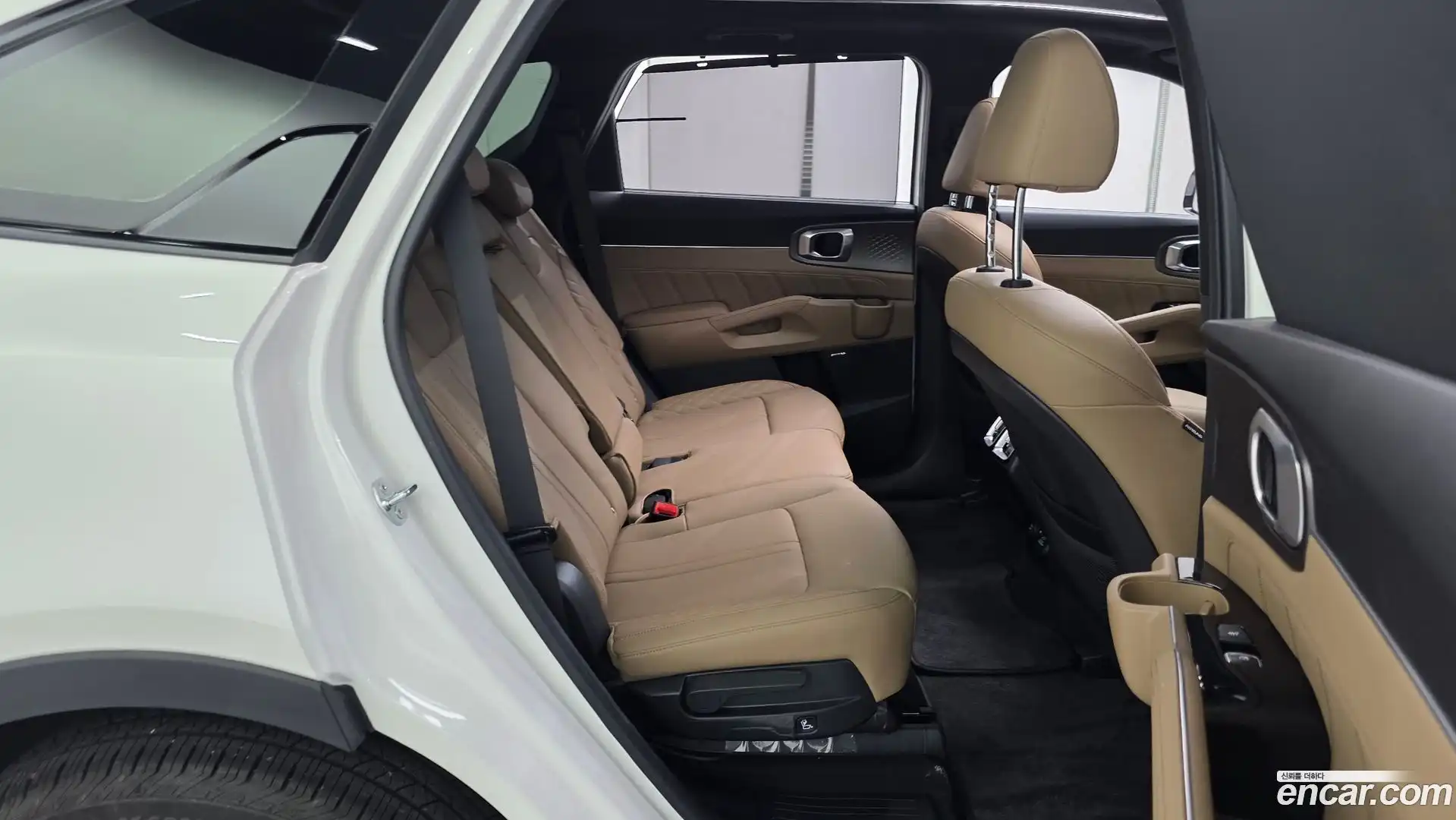 Sorento Kia 2024.6-OPTION-015