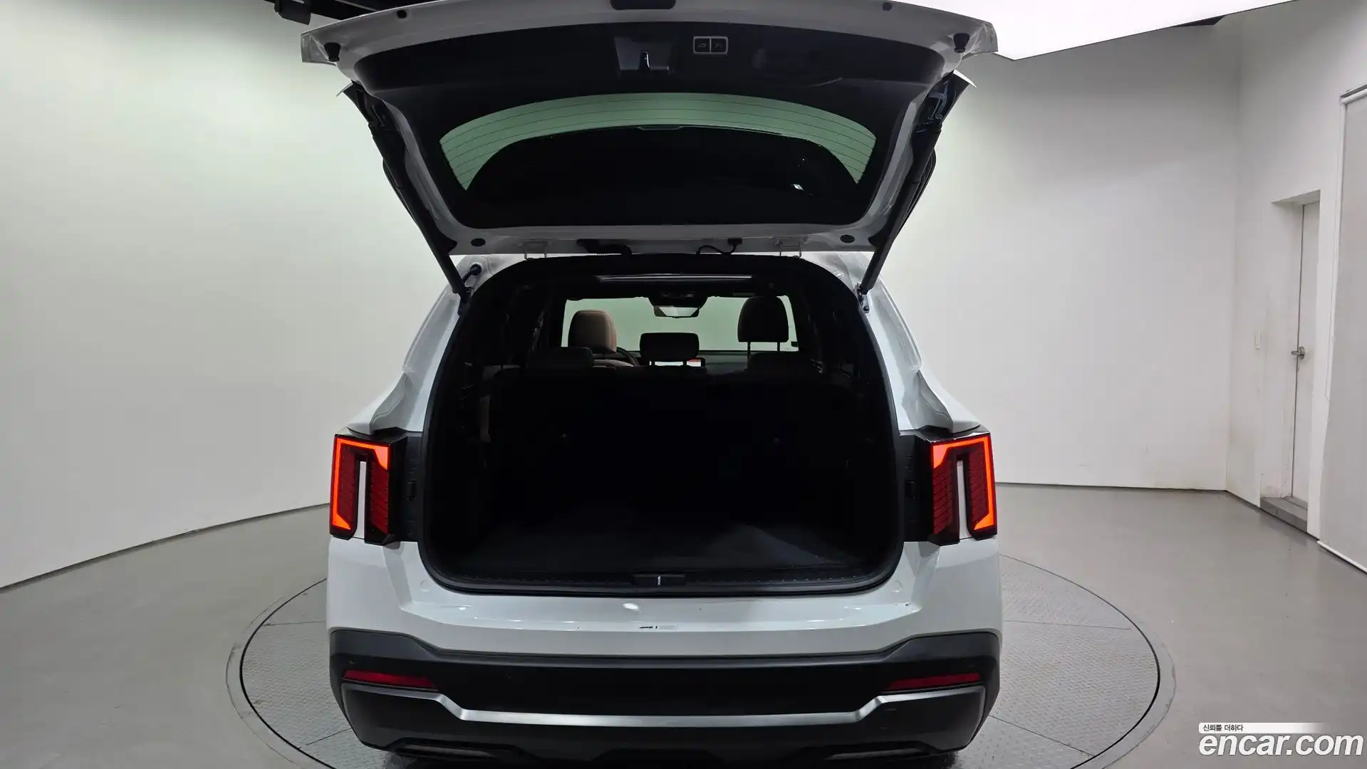 Sorento Kia 2024.6-OPTION-046