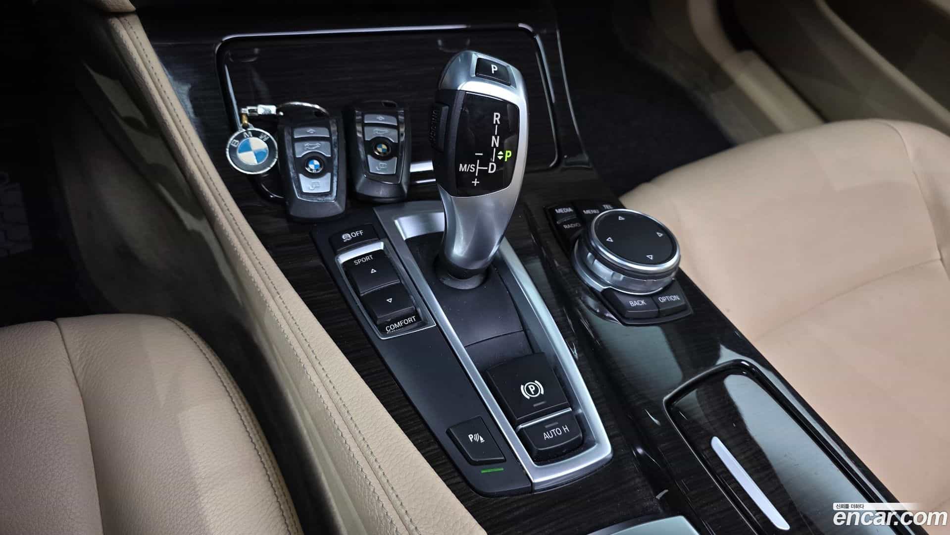 5-Series BMW 2014.11-INNER-009