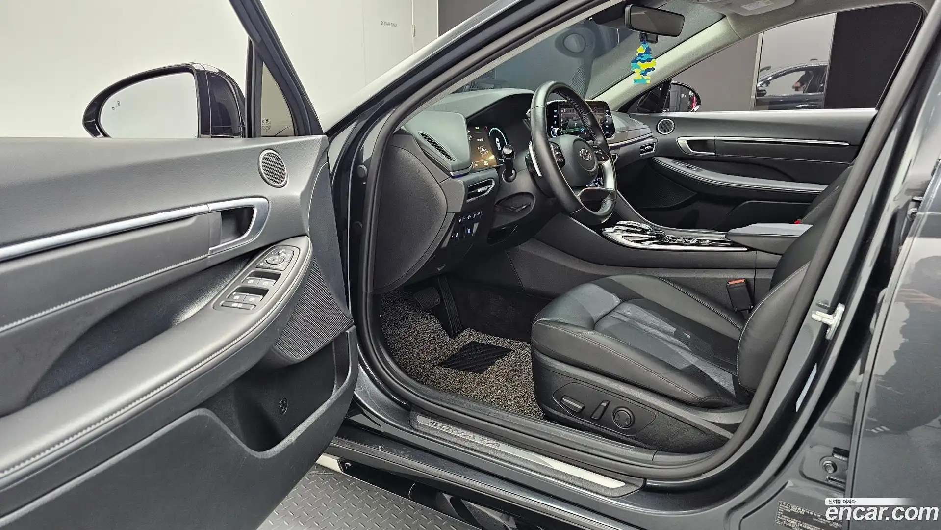 Sonata Hyundai 2022.2-INNER-010