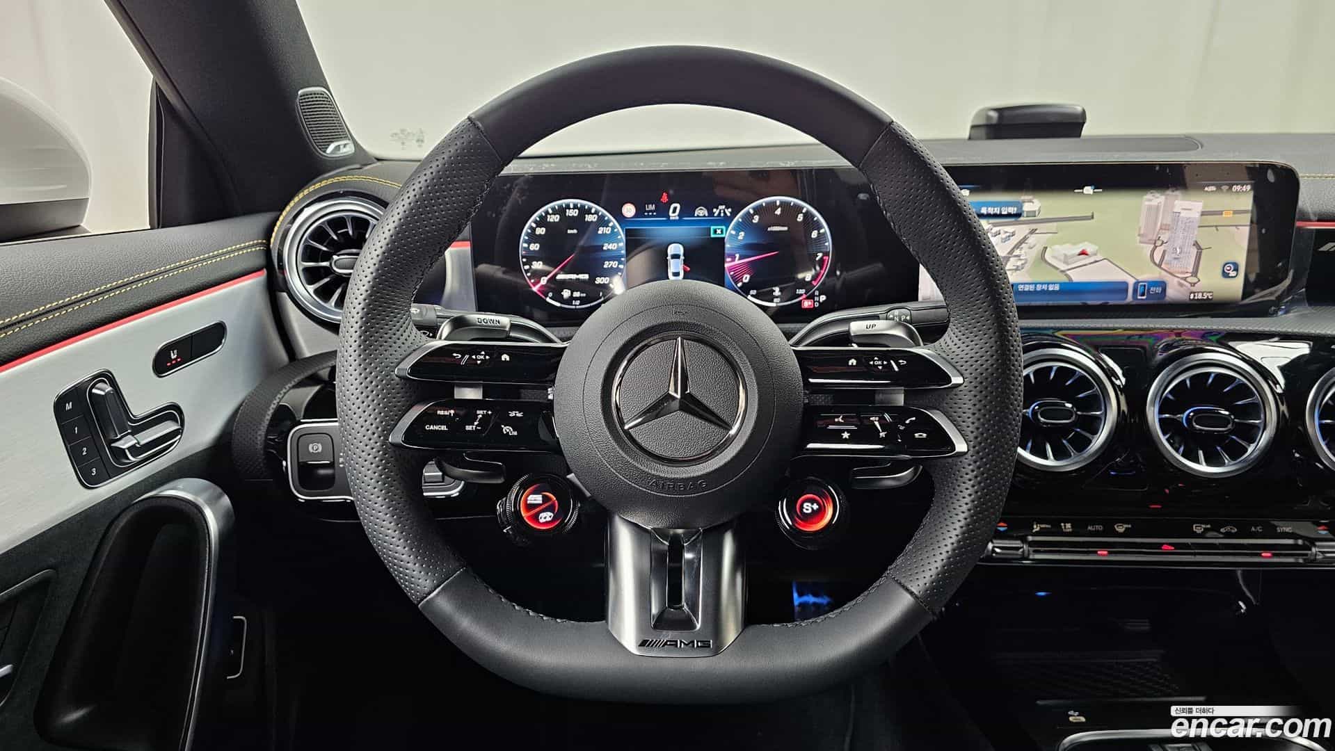 CLA-Class Mercedes-Benz 2025.8-OPTION-017