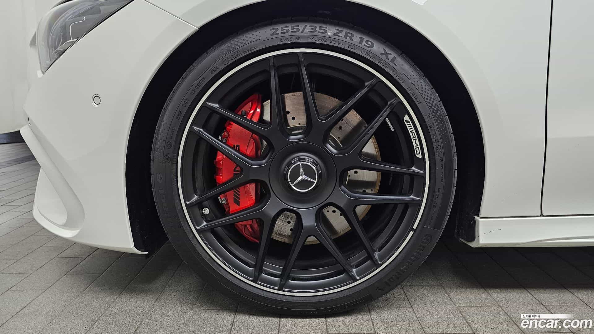 CLA-Class Mercedes-Benz 2025.8-OPTION-021