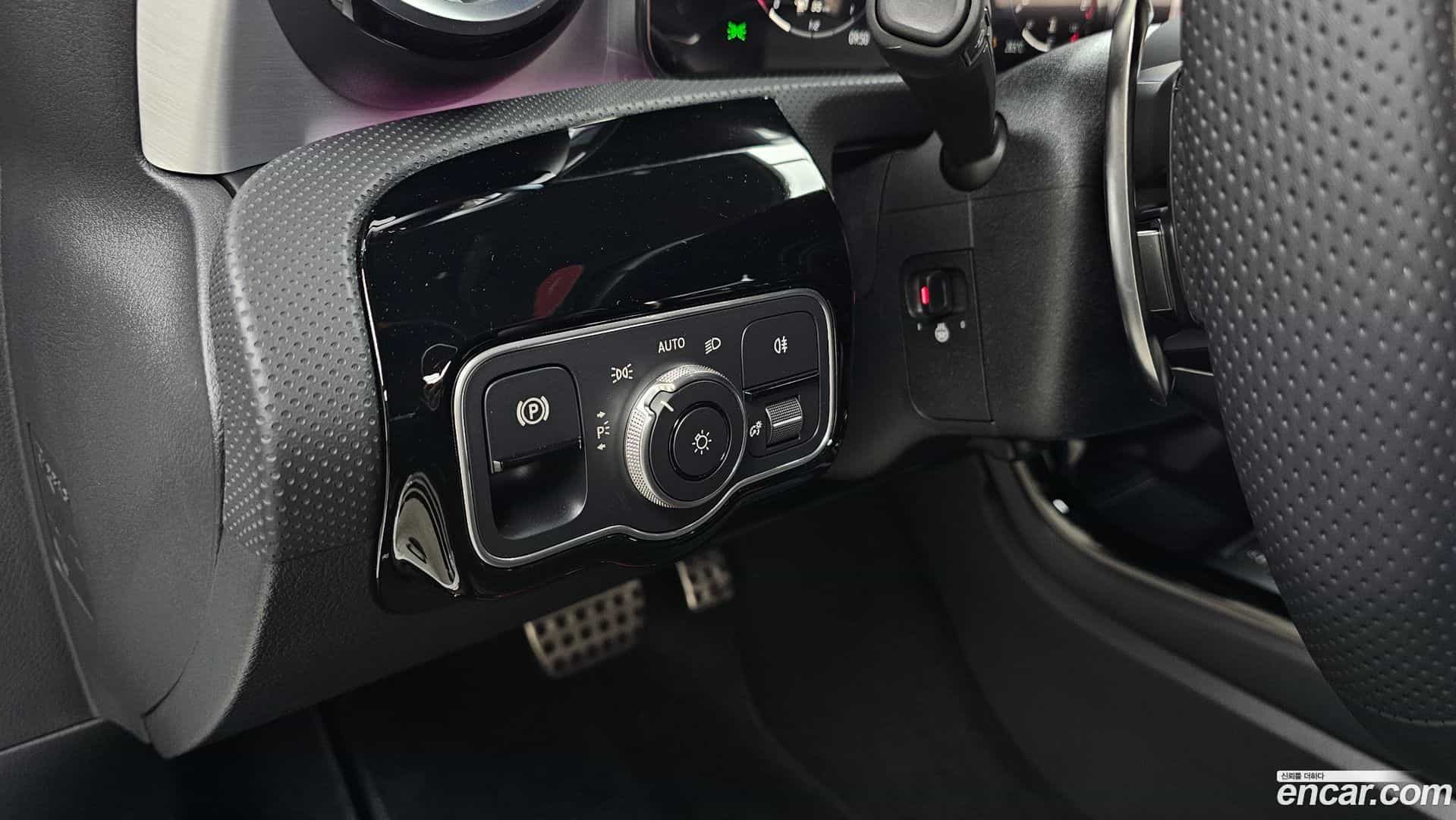 CLA-Class Mercedes-Benz 2025.8-OPTION-023