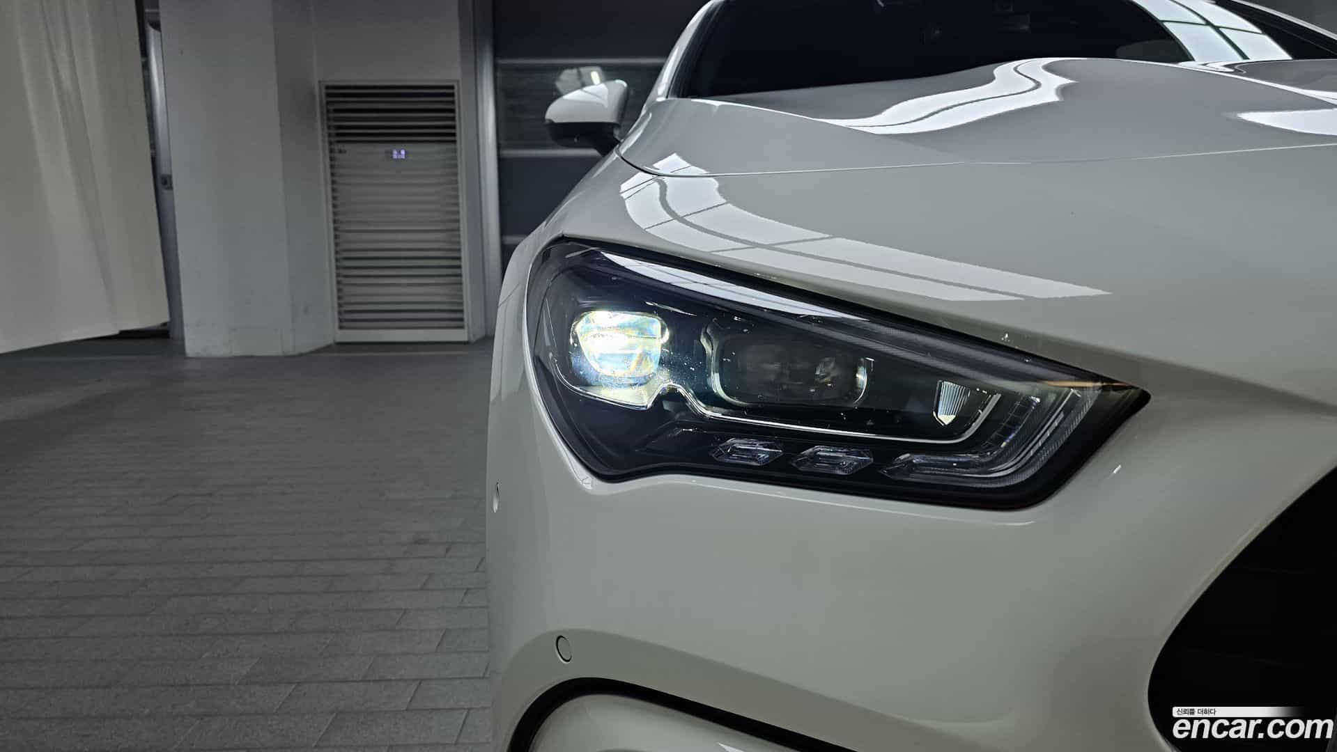CLA-Class Mercedes-Benz 2025.8-OUTER-032