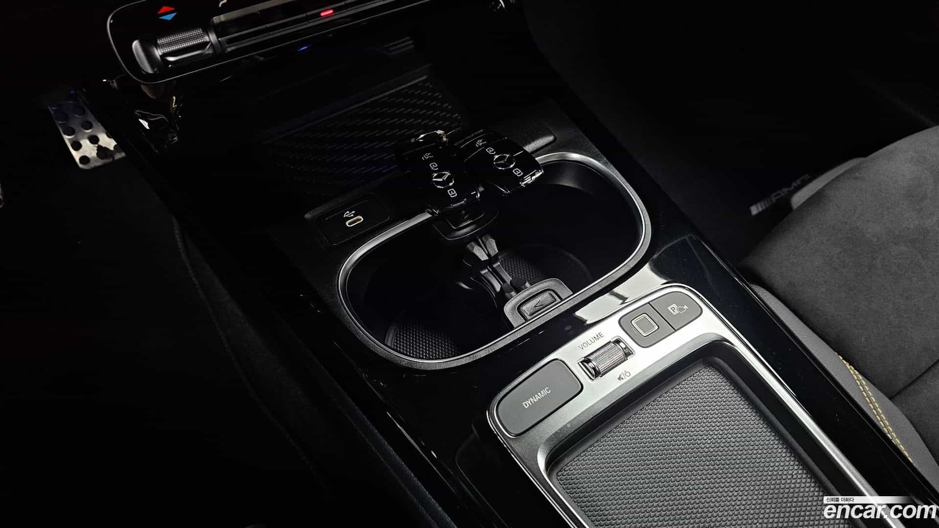 CLA-Class Mercedes-Benz 2025.8-OPTION-043