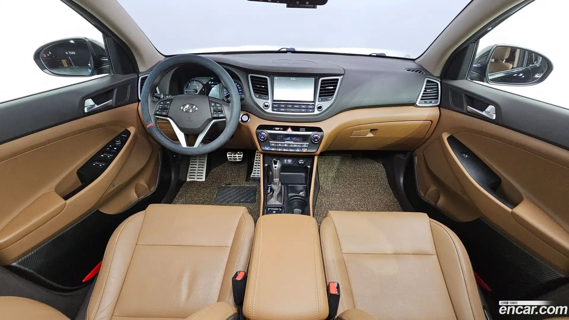 Tucson Hyundai 2018.1-INNER-007