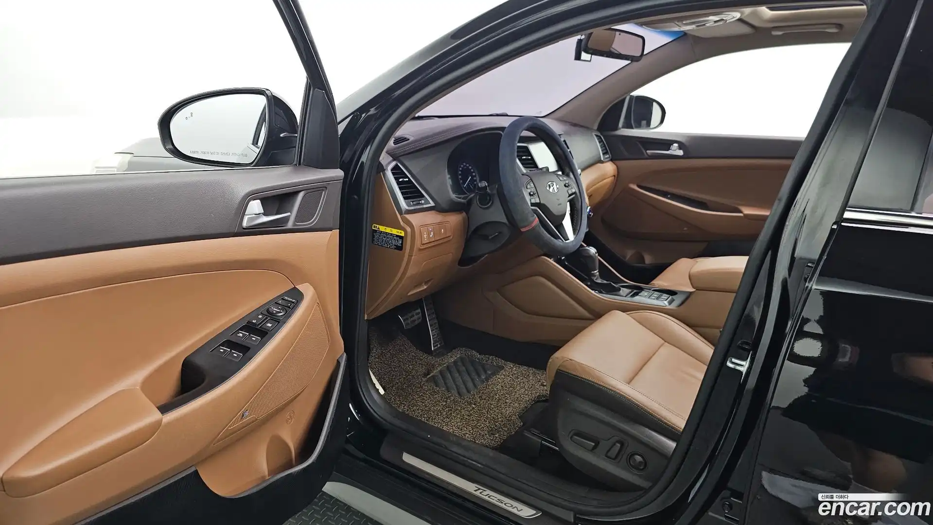 Tucson Hyundai 2018.1-INNER-010