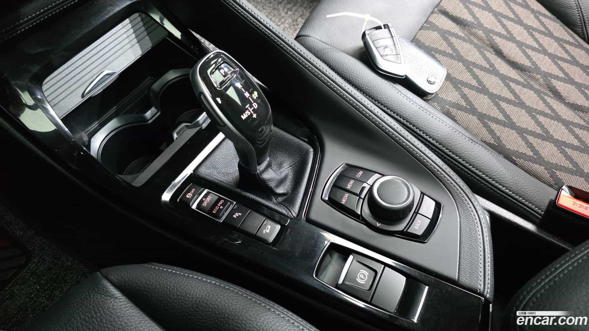 X1 BMW 2021.1-INNER-009