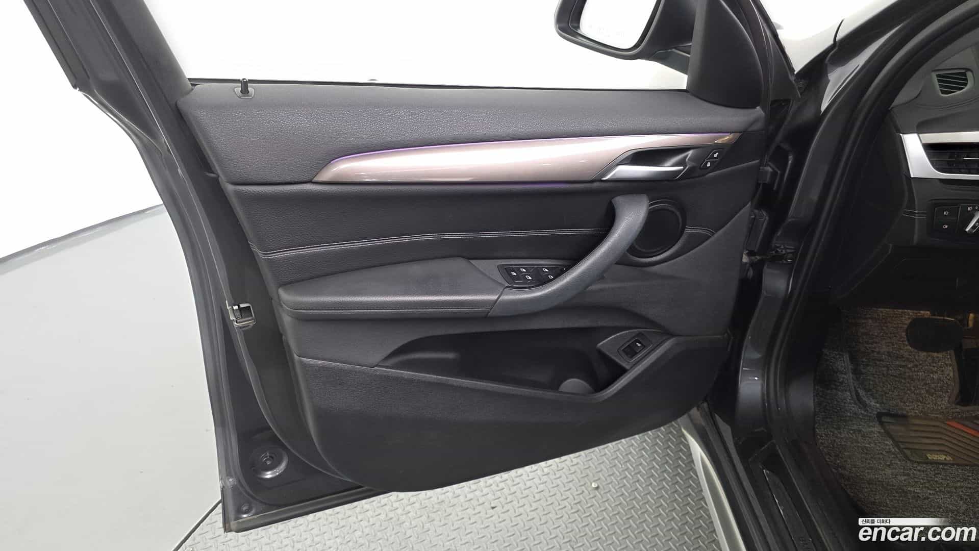 X1 BMW 2021.1-INNER-034
