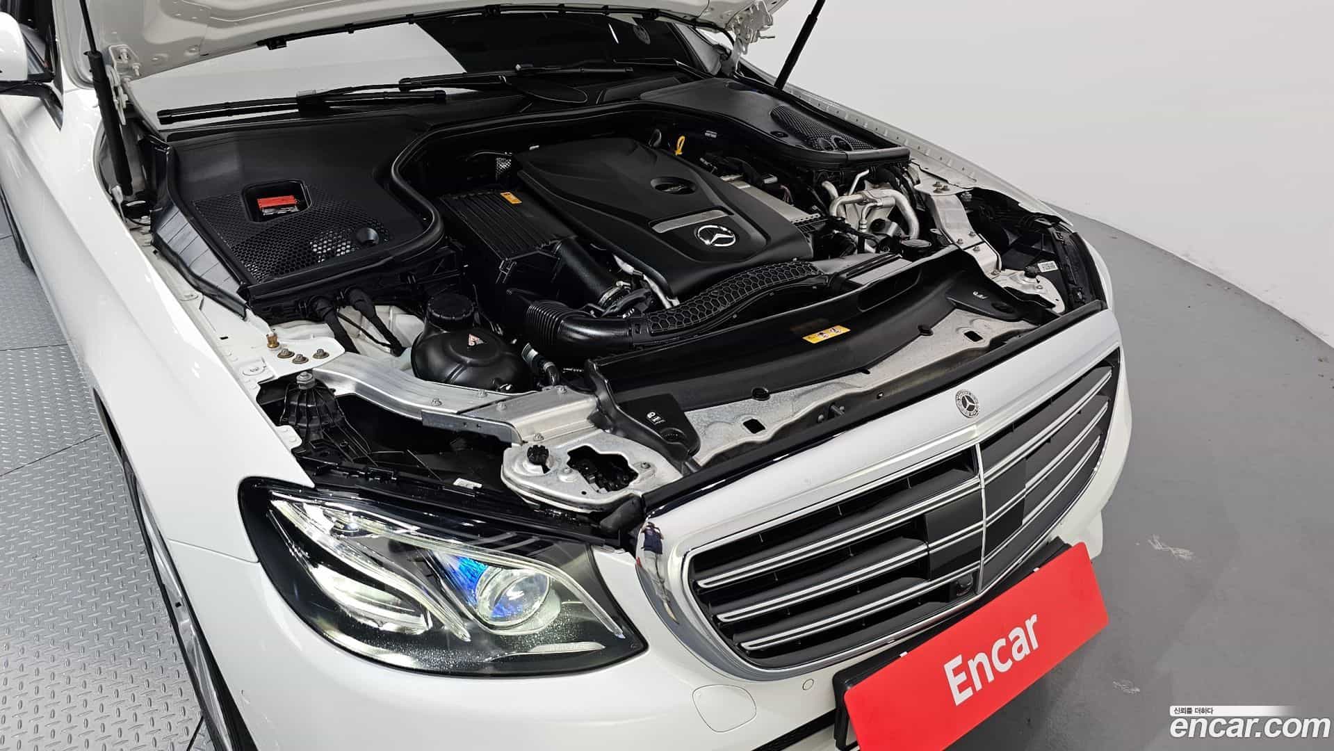 E-Class Mercedes-Benz 2020.1-OUTER-006