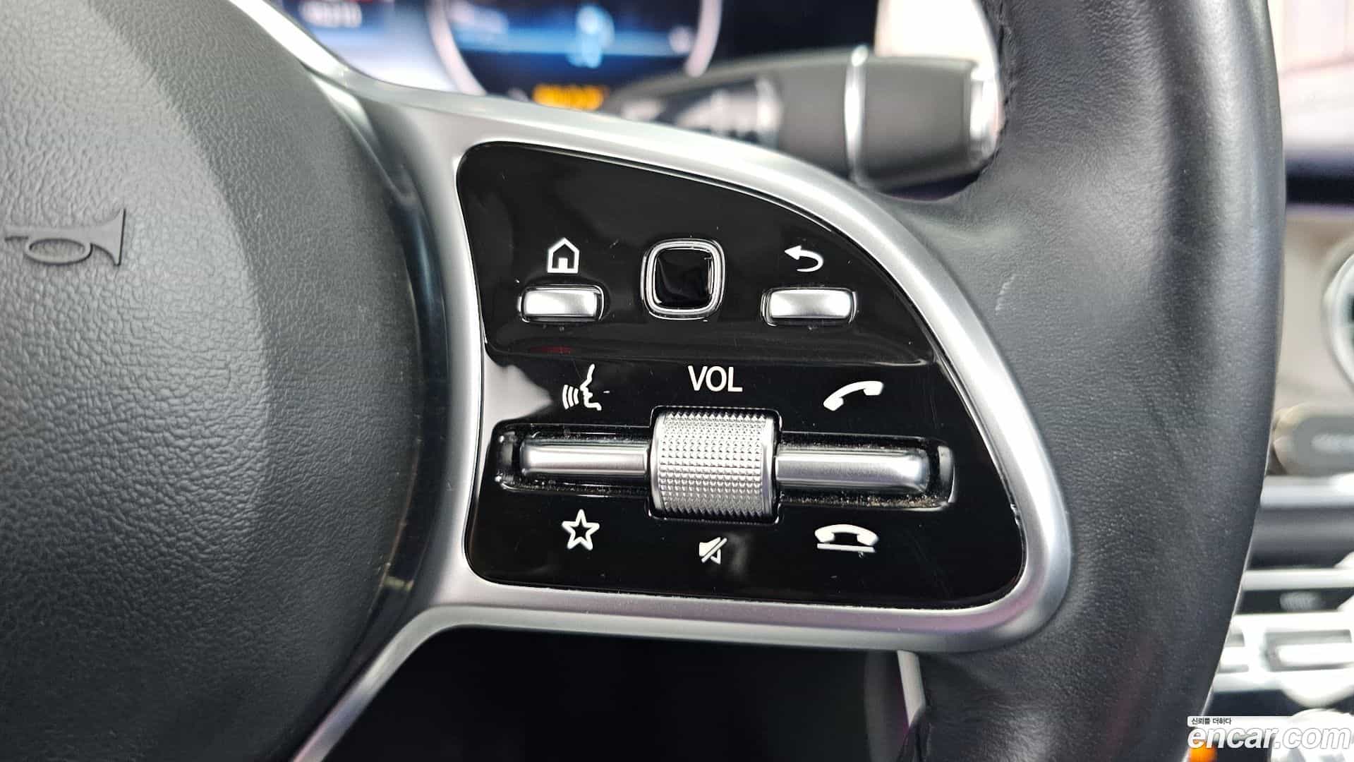 E-Class Mercedes-Benz 2020.1-OPTION-042