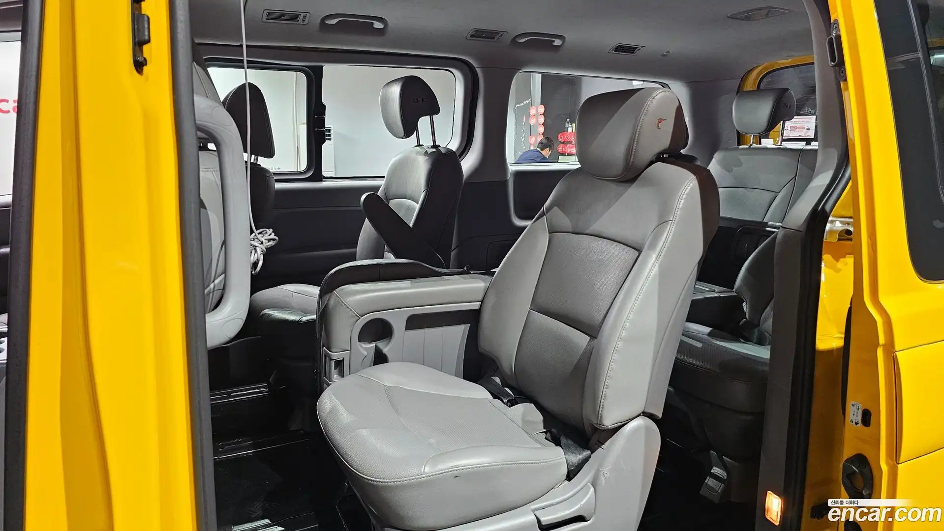Starex Hyundai 2018.2-OPTION-015