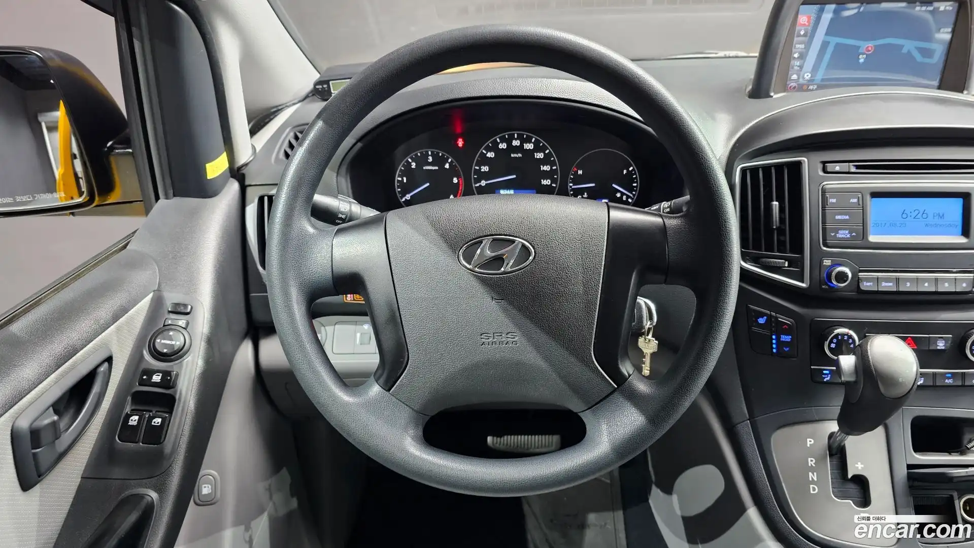 Starex Hyundai 2018.2-OPTION-017