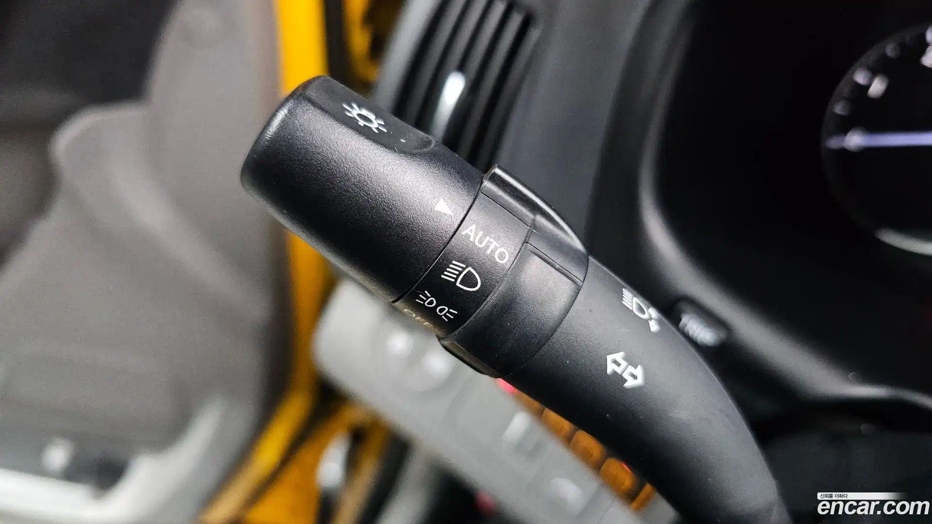 Starex Hyundai 2018.2-OPTION-023