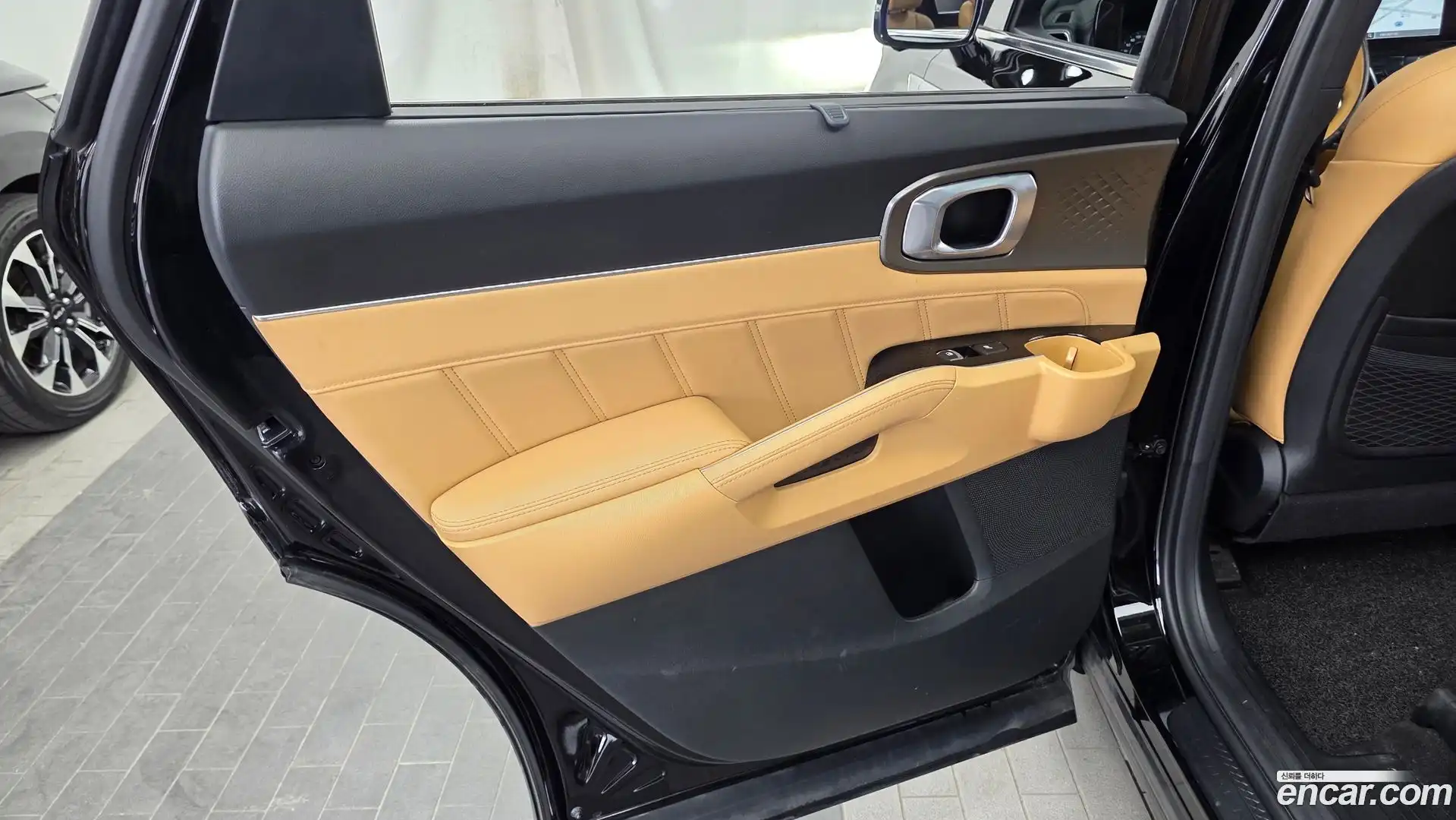 Sorento Kia 2022.5-INNER-035