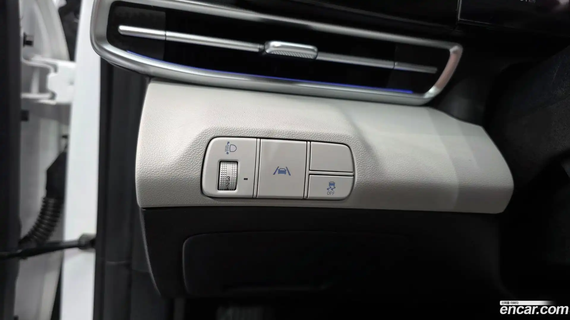 AVANTE Hyundai 2022.1-OPTION-023