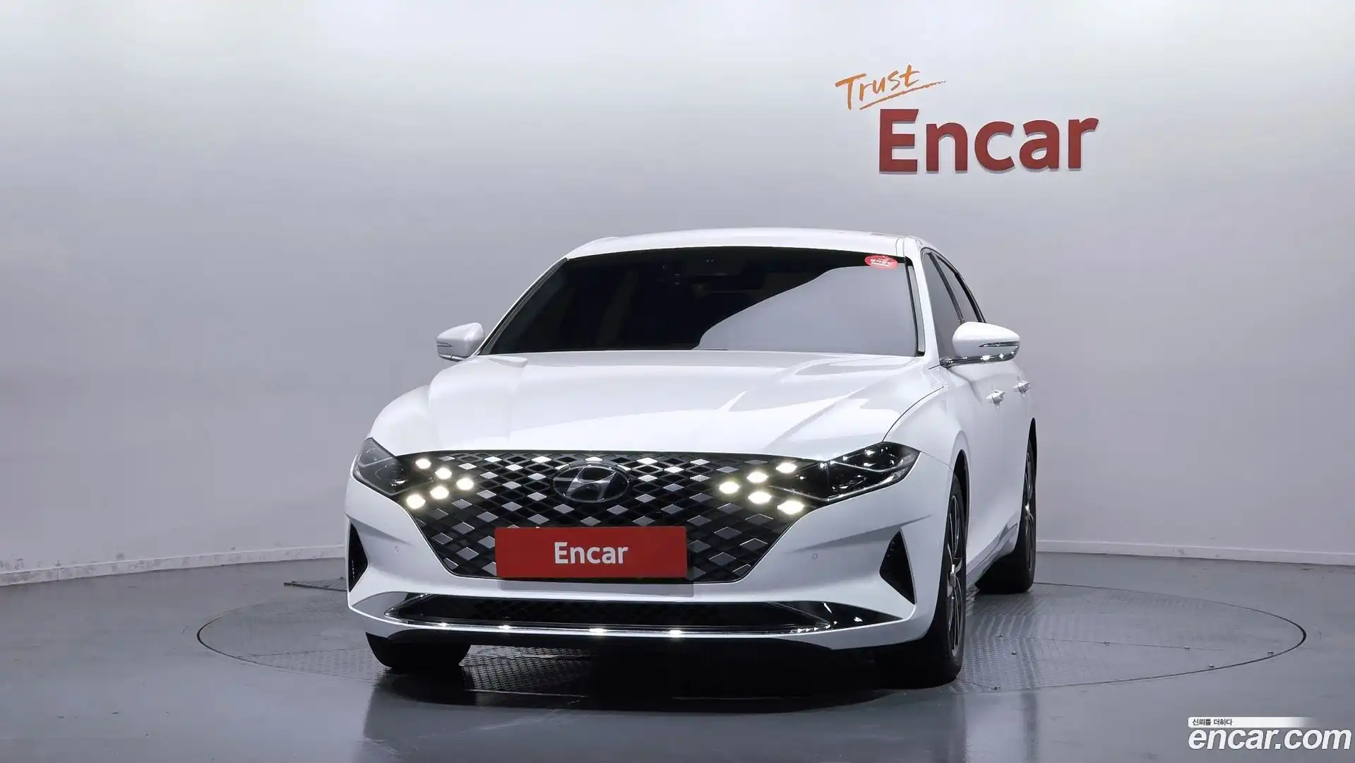 Grandeur Hyundai 2021.3-OUTER-003