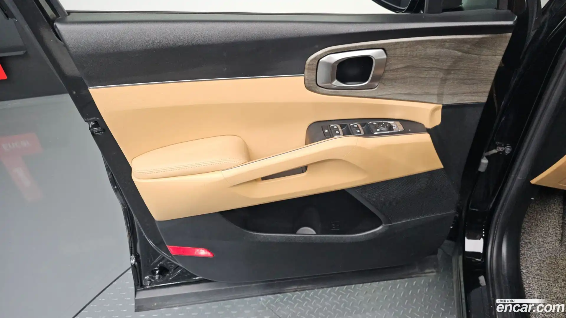 Sorento Kia 2021.2-INNER-034