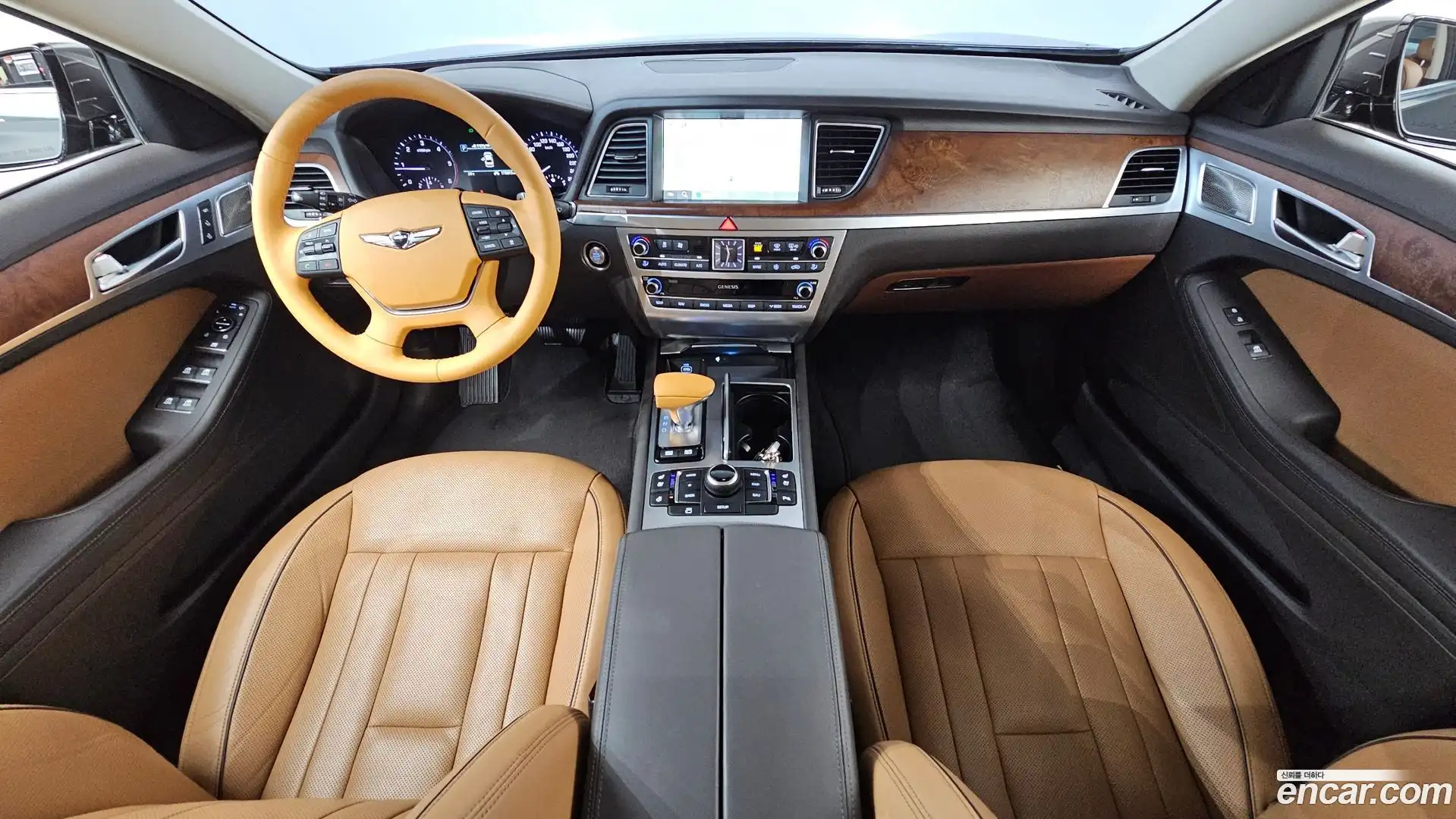 G80 Genesis 2018.11-INNER-007
