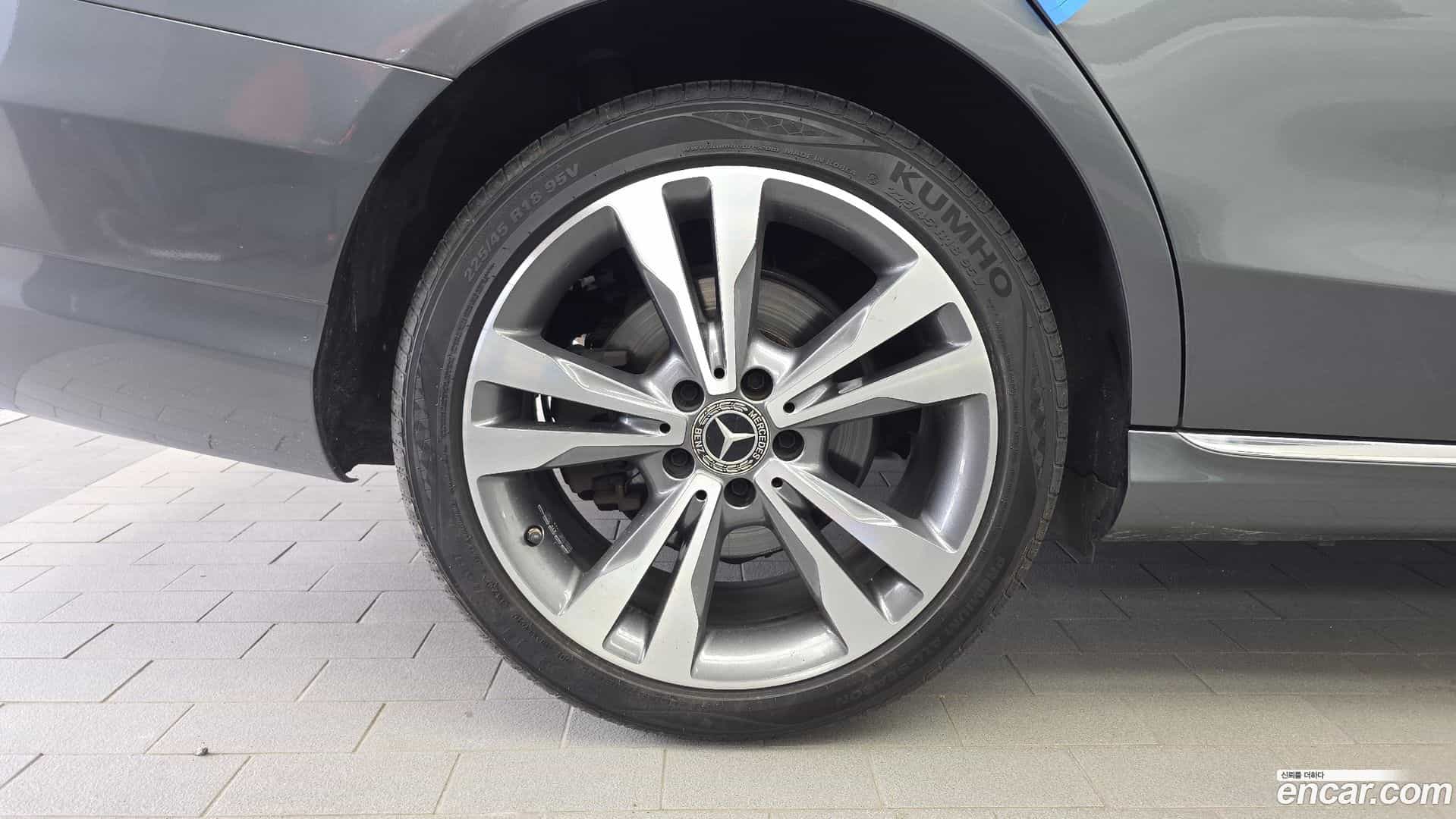 C-Class Mercedes-Benz 2021.6-OUTER-005