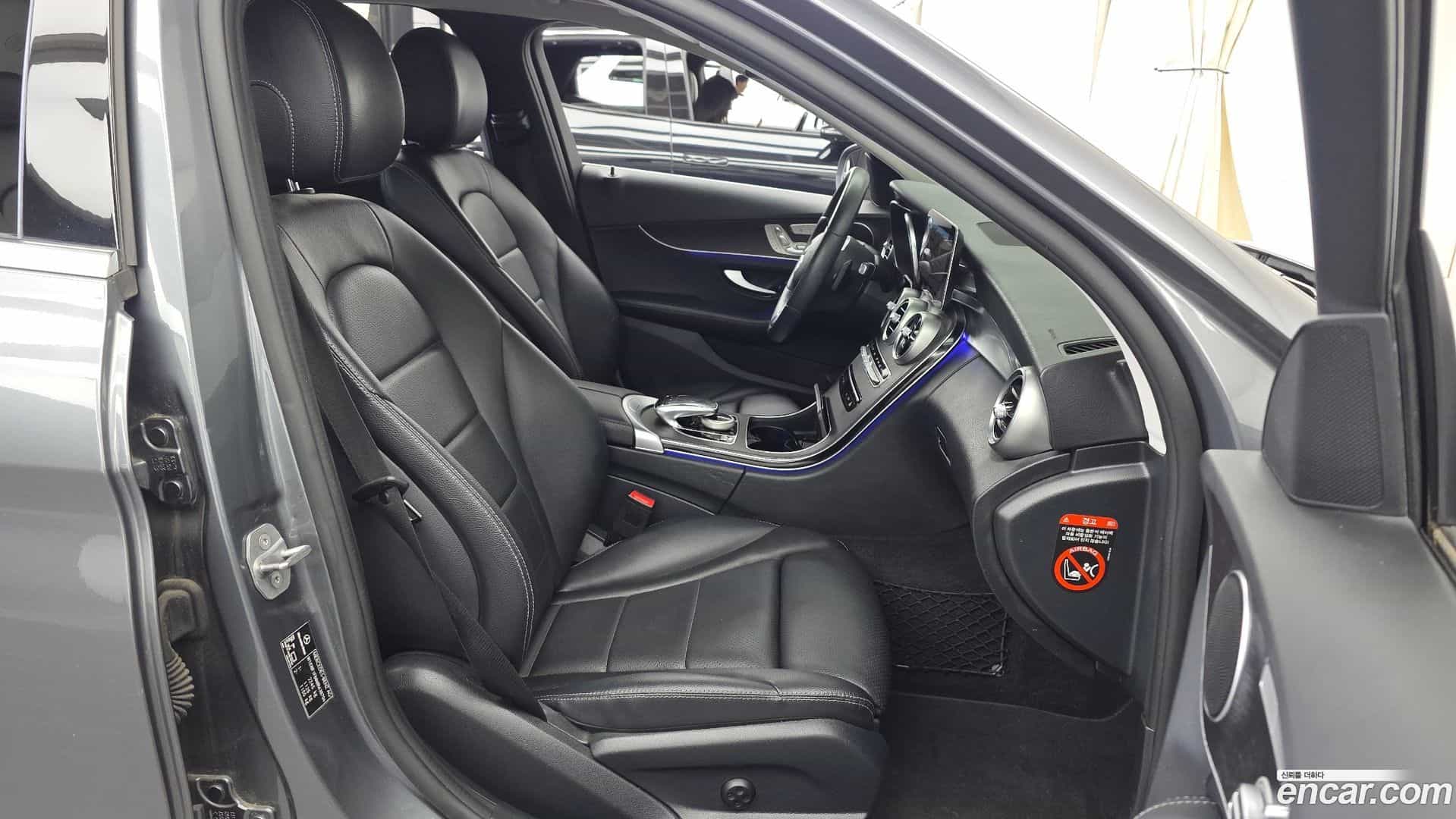 C-Class Mercedes-Benz 2021.6-OPTION-015