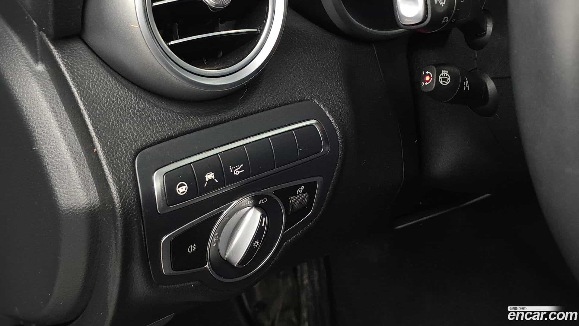 C-Class Mercedes-Benz 2021.6-OPTION-041
