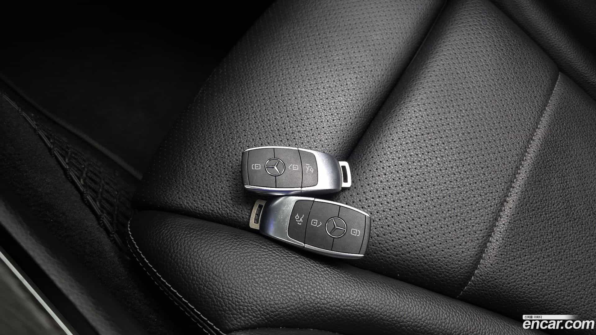 C-Class Mercedes-Benz 2021.6-OPTION-043