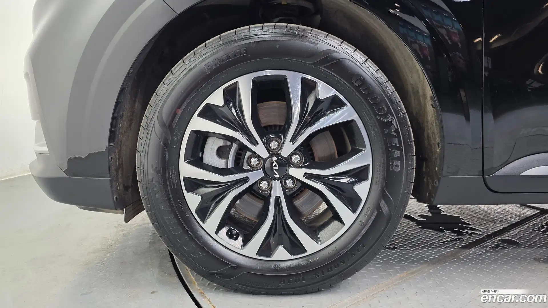 Canival Kia 2023.10-OUTER-005