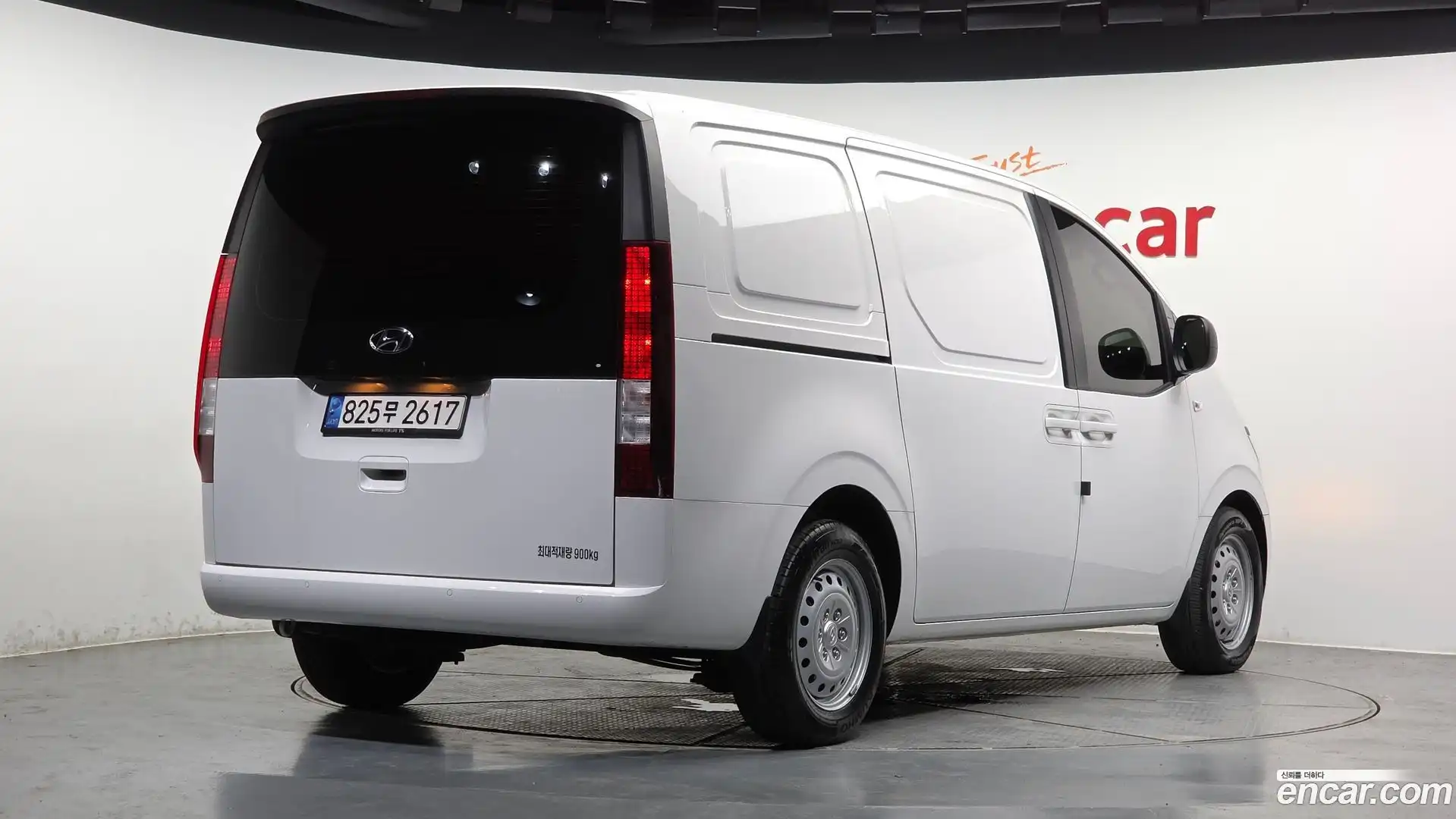 Staria Hyundai 2022.6-OUTER-002