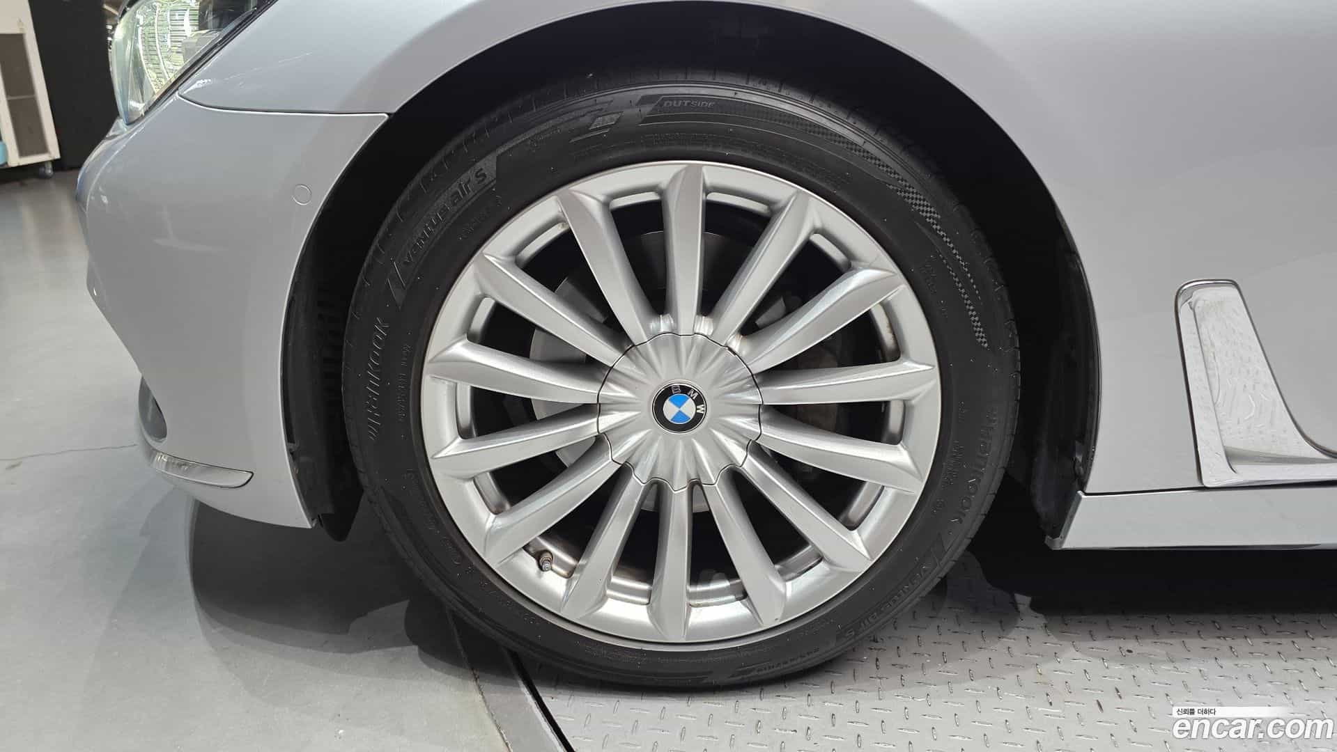7-Series BMW 2016.10-OUTER-005