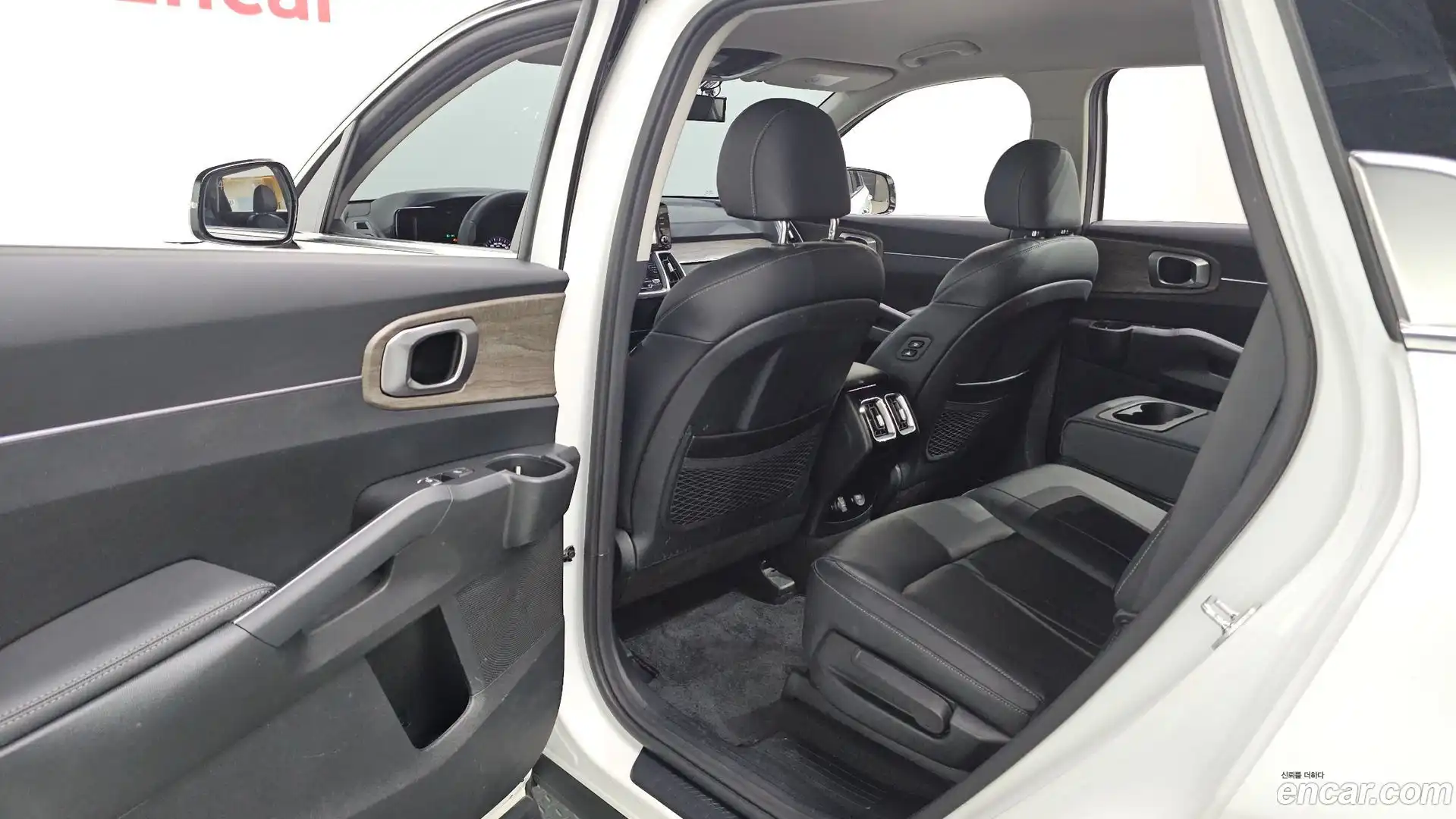 Sorento Kia 2021.4-INNER-036