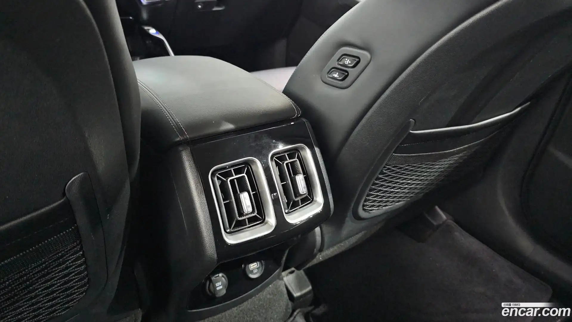 Sorento Kia 2021.4-OPTION-044