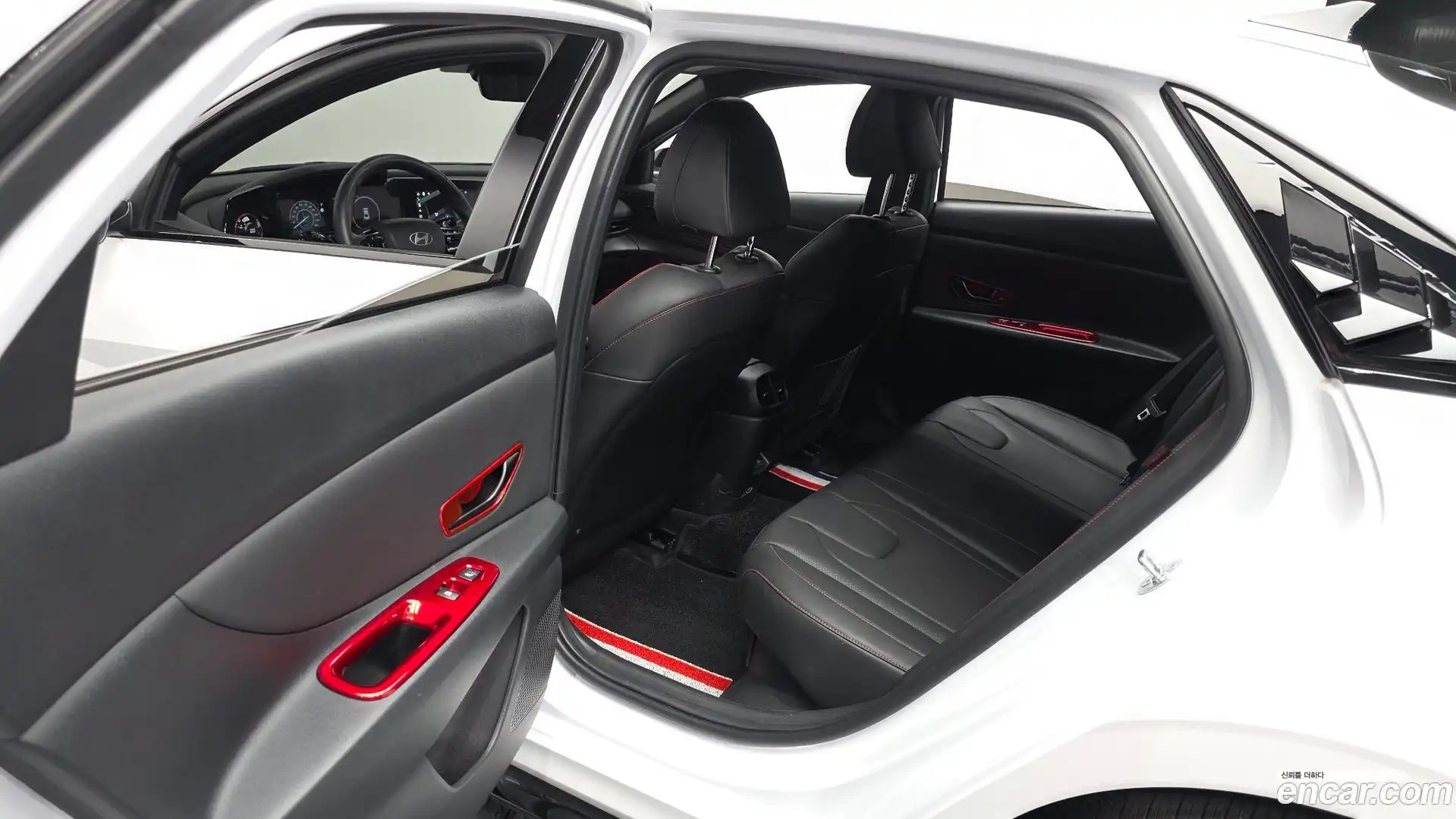 AVANTE Hyundai 2025.3-INNER-036