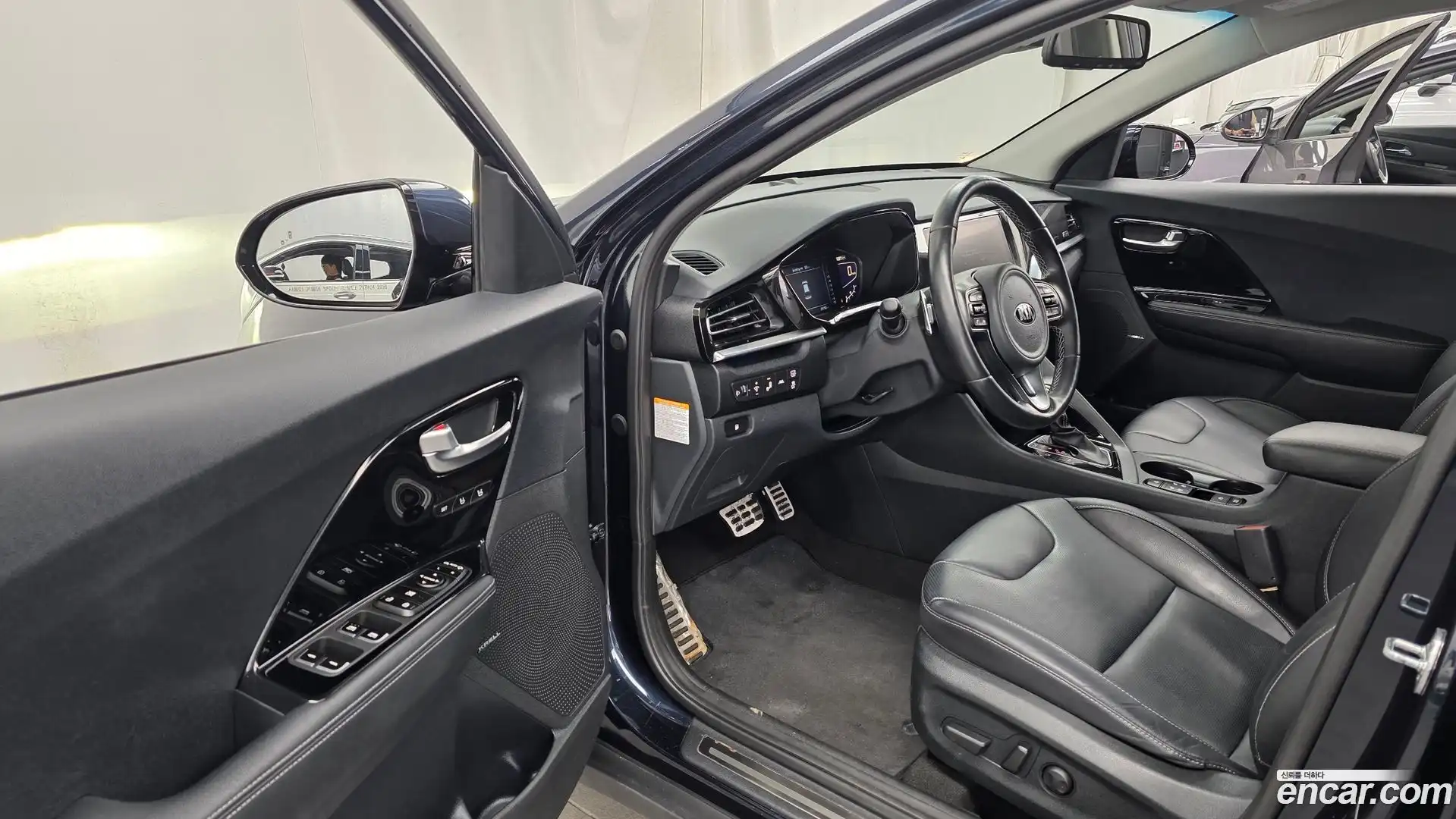 Niro Kia 2021.2-INNER-010