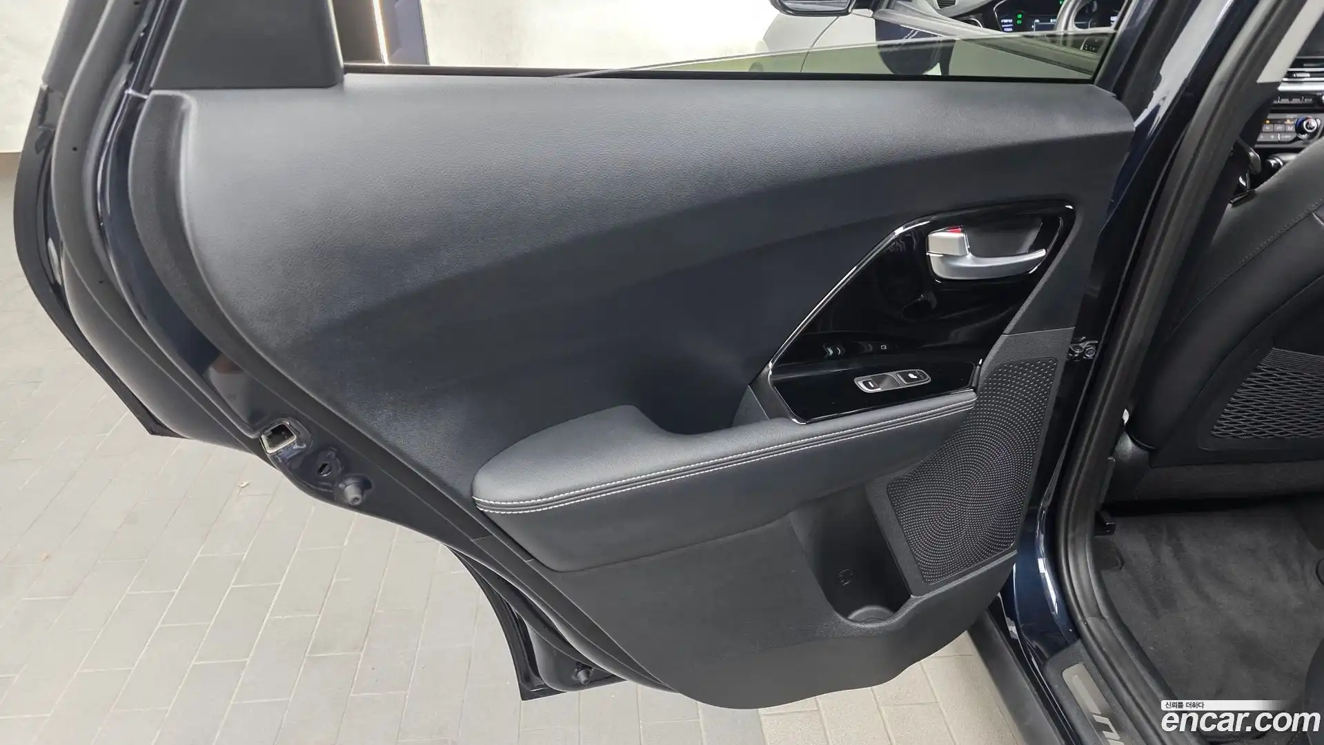 Niro Kia 2021.2-INNER-035