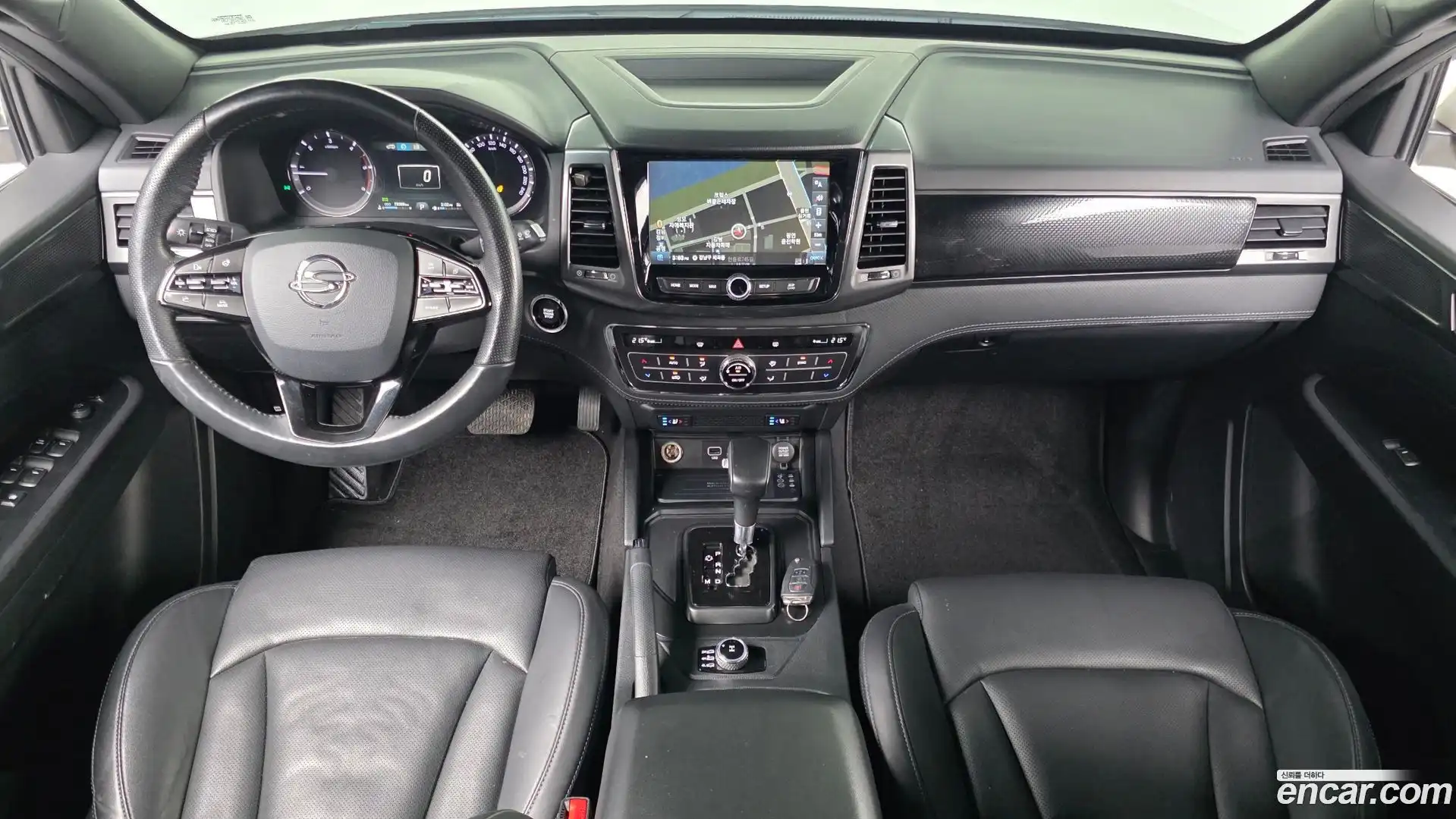 Rexton KG Mobility 2021.11-INNER-007